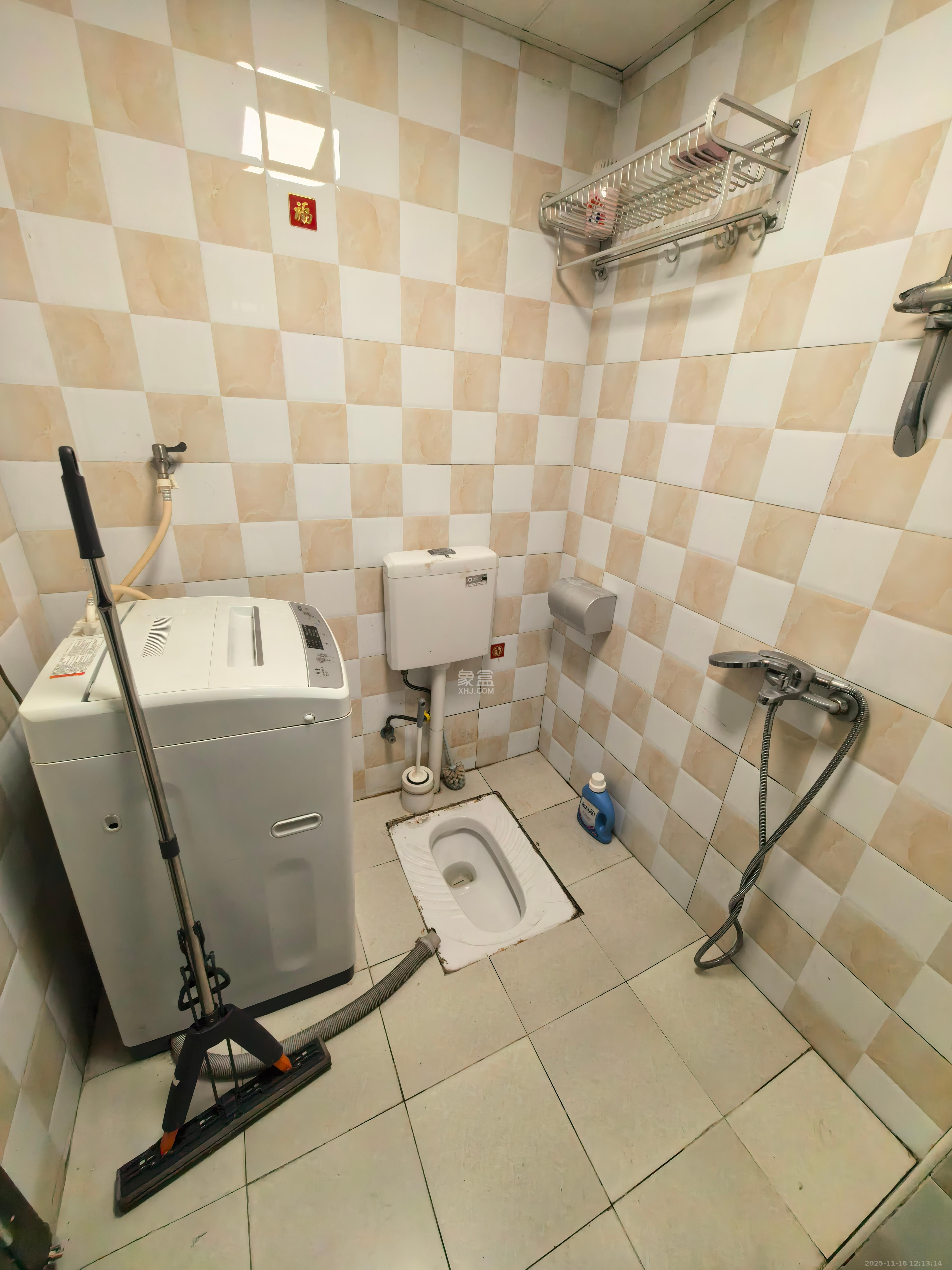 新长海广场 1室1厅1卫 1100.0元/月 新长海广场 1室1厅1卫 1100.0元/月室内图