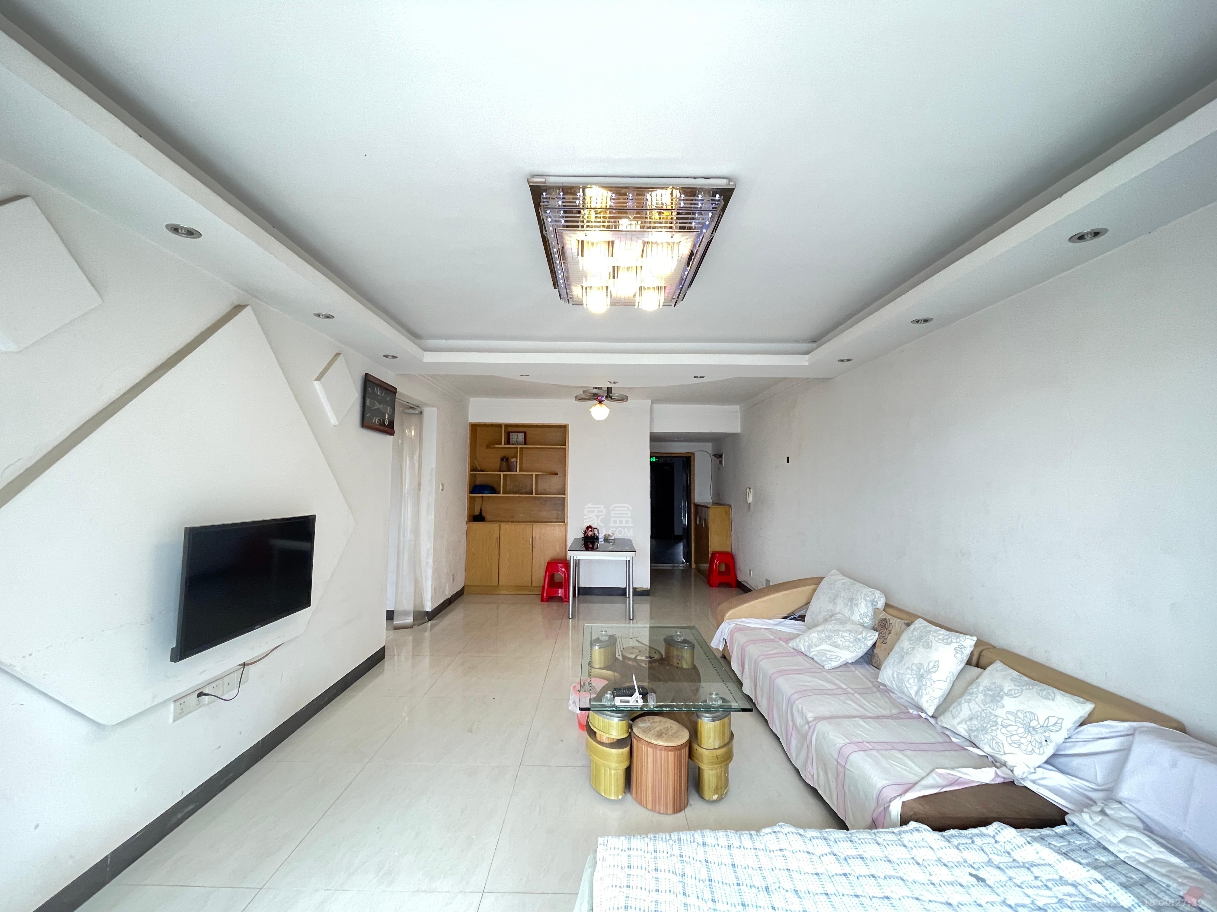 弘欣公寓 2室2厅1卫 1500.0元/月 弘欣公寓 2室2厅1卫 1500.0元/月室内图