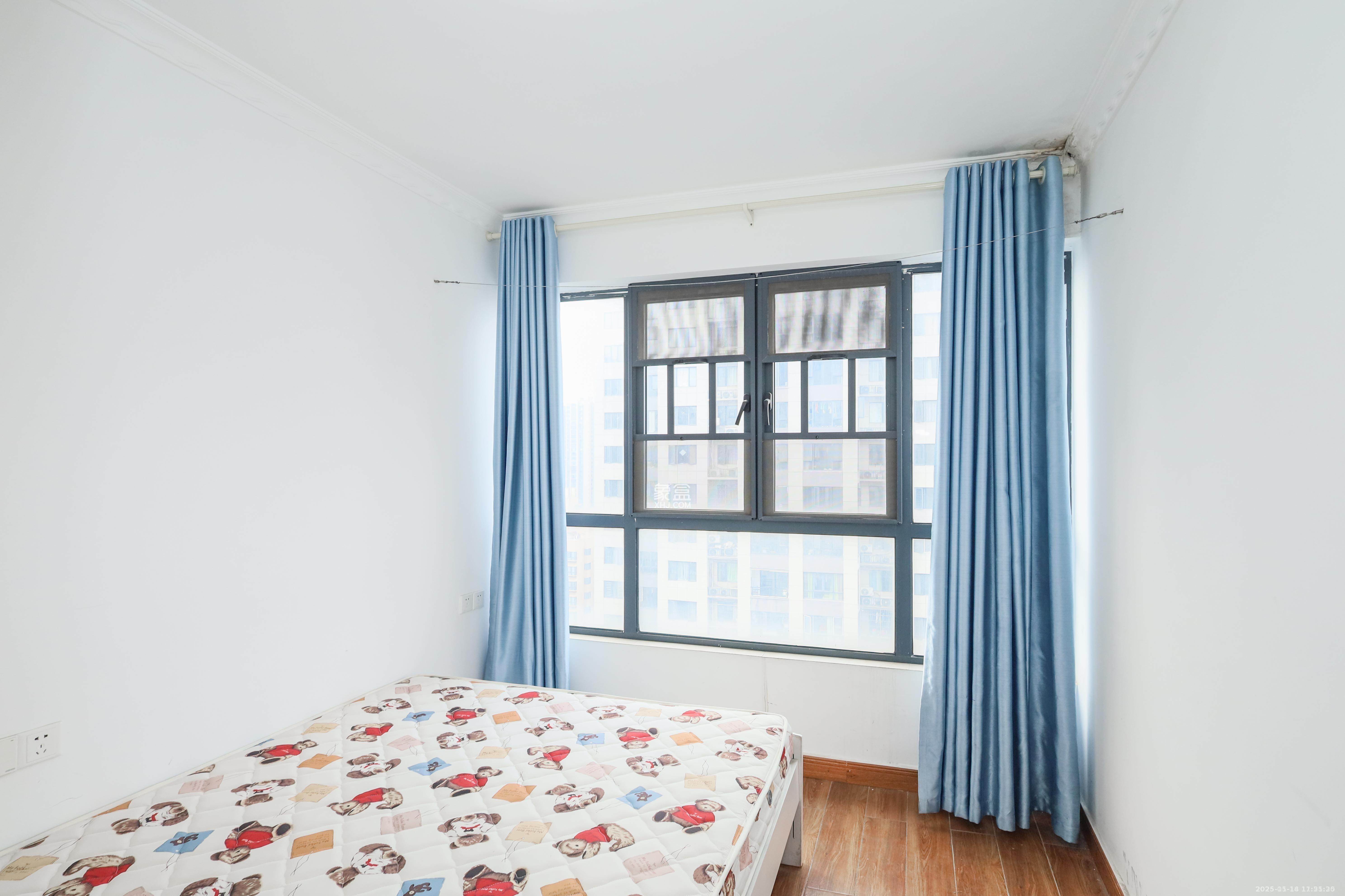 中国铁建梅溪青秀一期  3室2厅1卫    2200.0元/月室内图