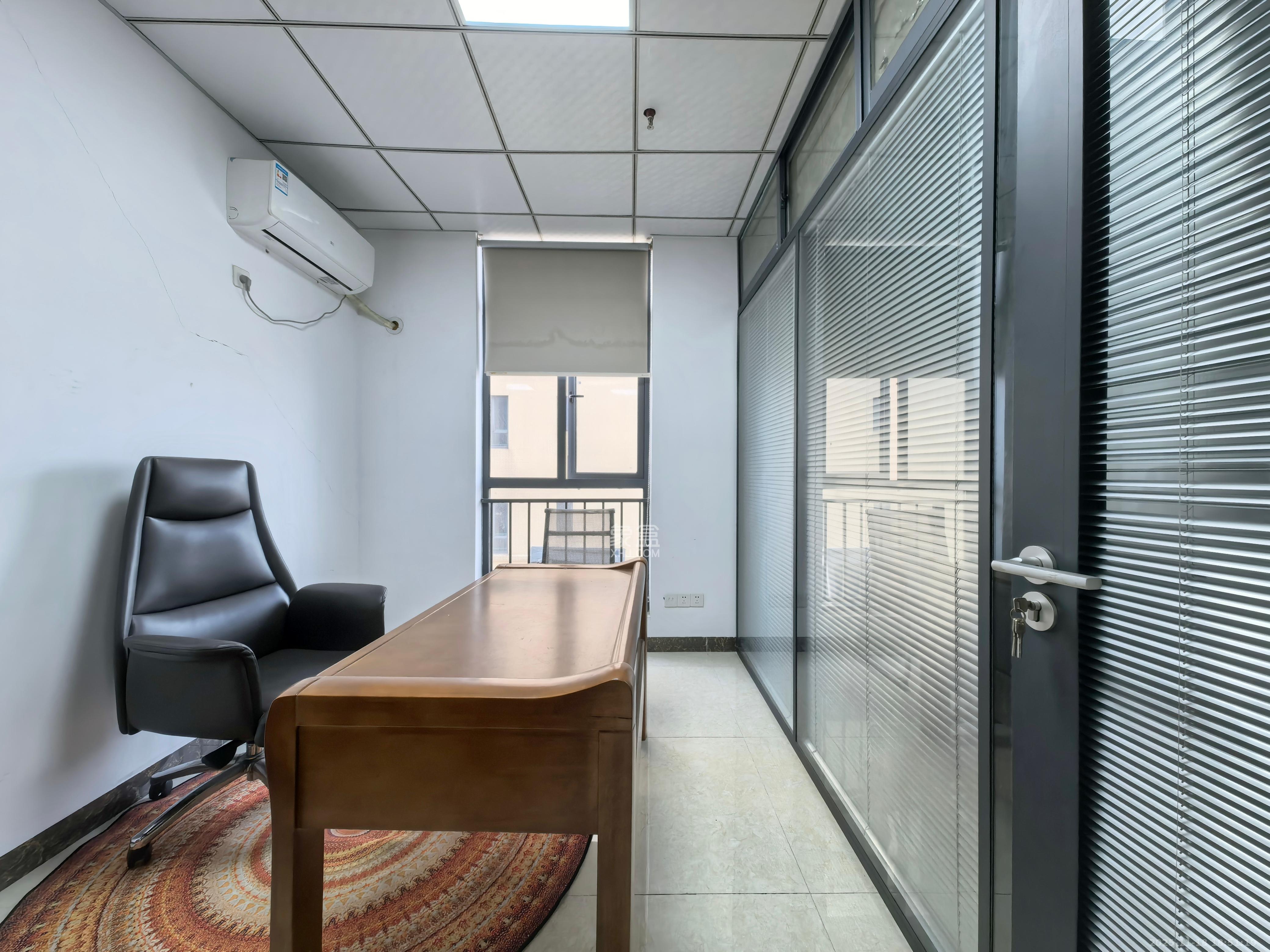 叠彩兰亭  2室2厅1卫    3000.0元/月室内图