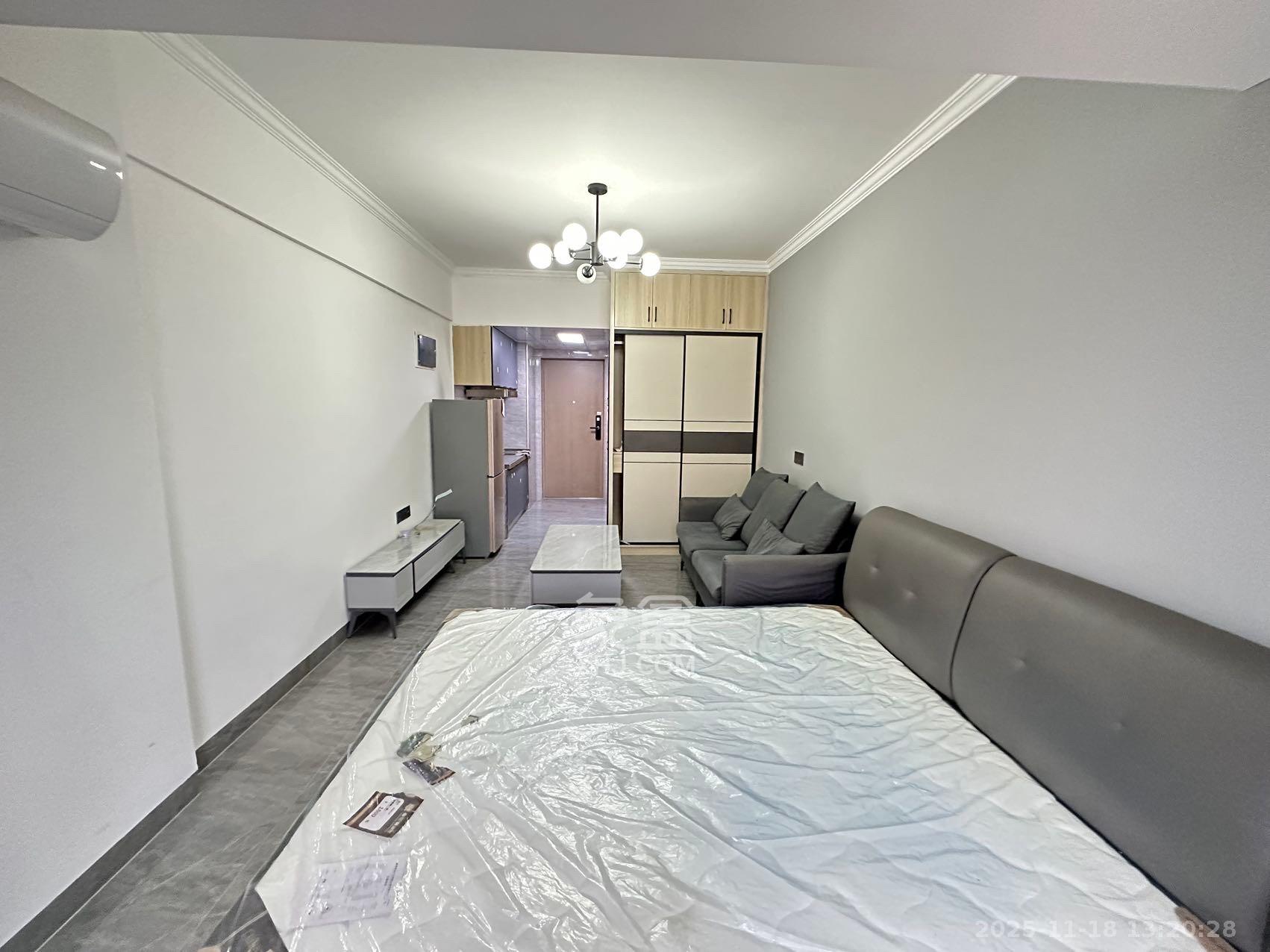 金地铂悦  1室0厅0卫    1200.0元/月