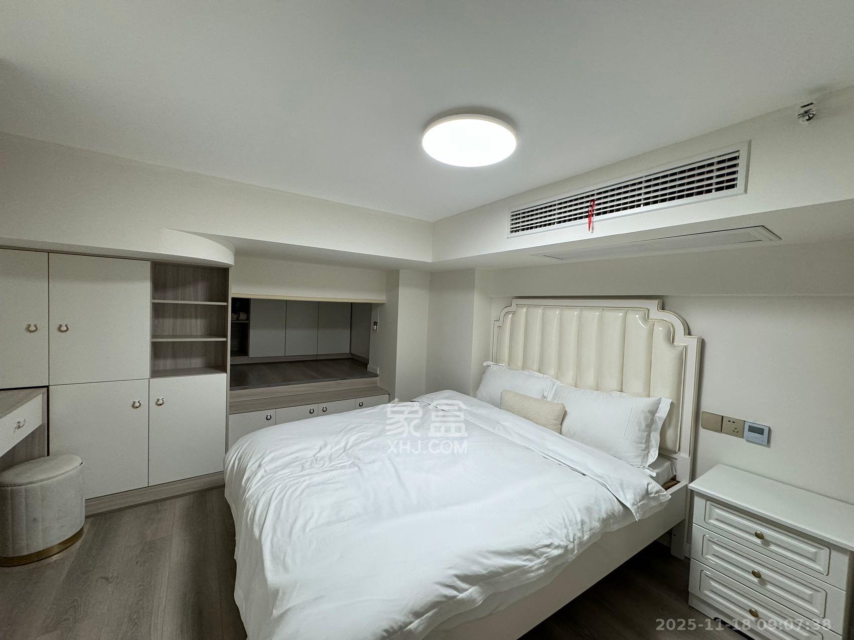 润和国际广场 3室2厅2卫 3800.0元/月 润和国际广场 3室2厅2卫 3800.0元/月室内图