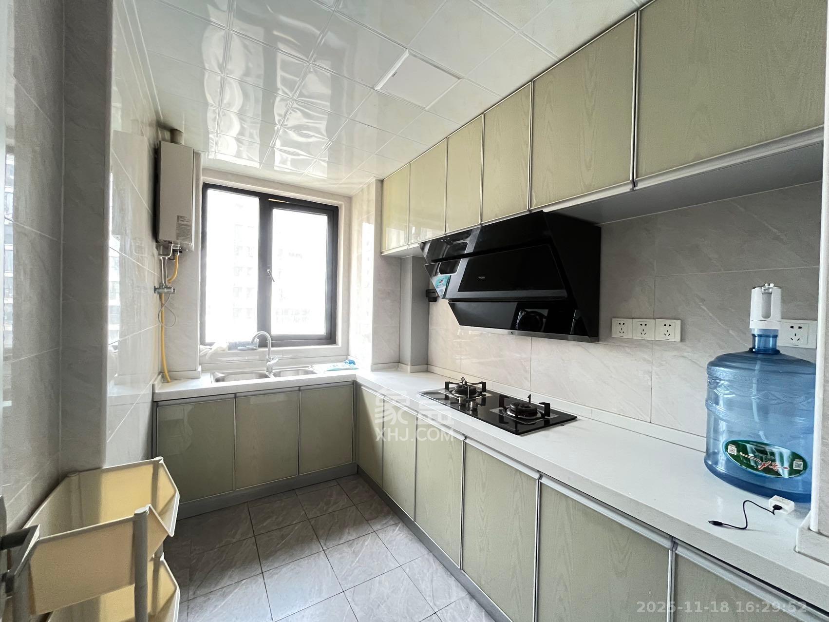 君合天玺  3室2厅2卫    3800.0元/月室内图