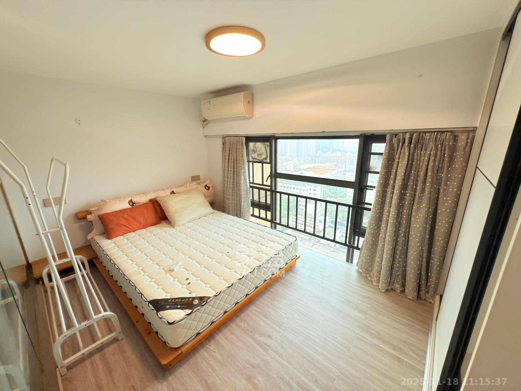 荣盛花语书苑  2室1厅1卫    2300.0元/月室内图