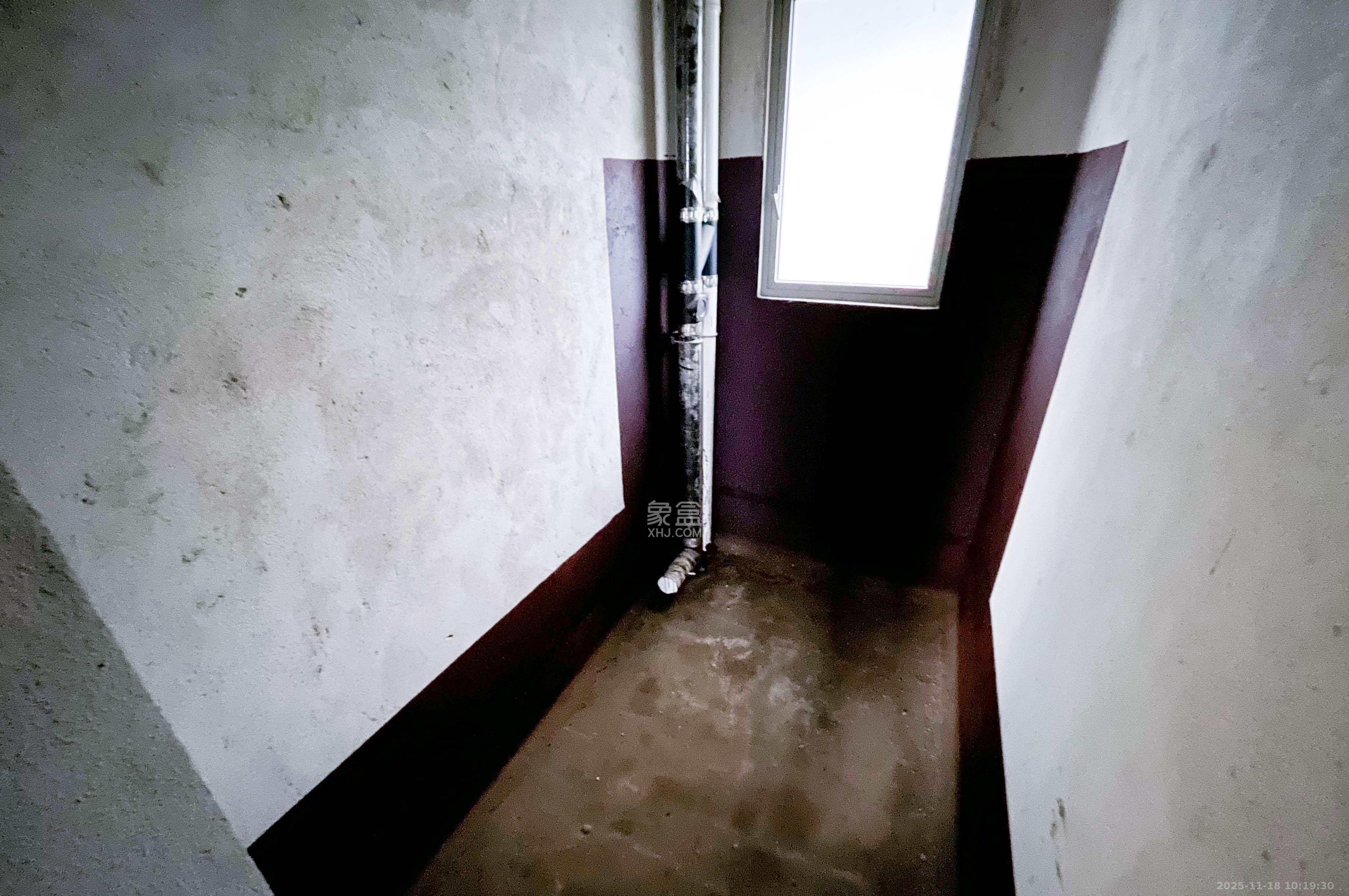 梅溪湖金茂湾 4室2厅2卫 195.0万 梅溪湖金茂湾 4室2厅2卫 195.0万其他