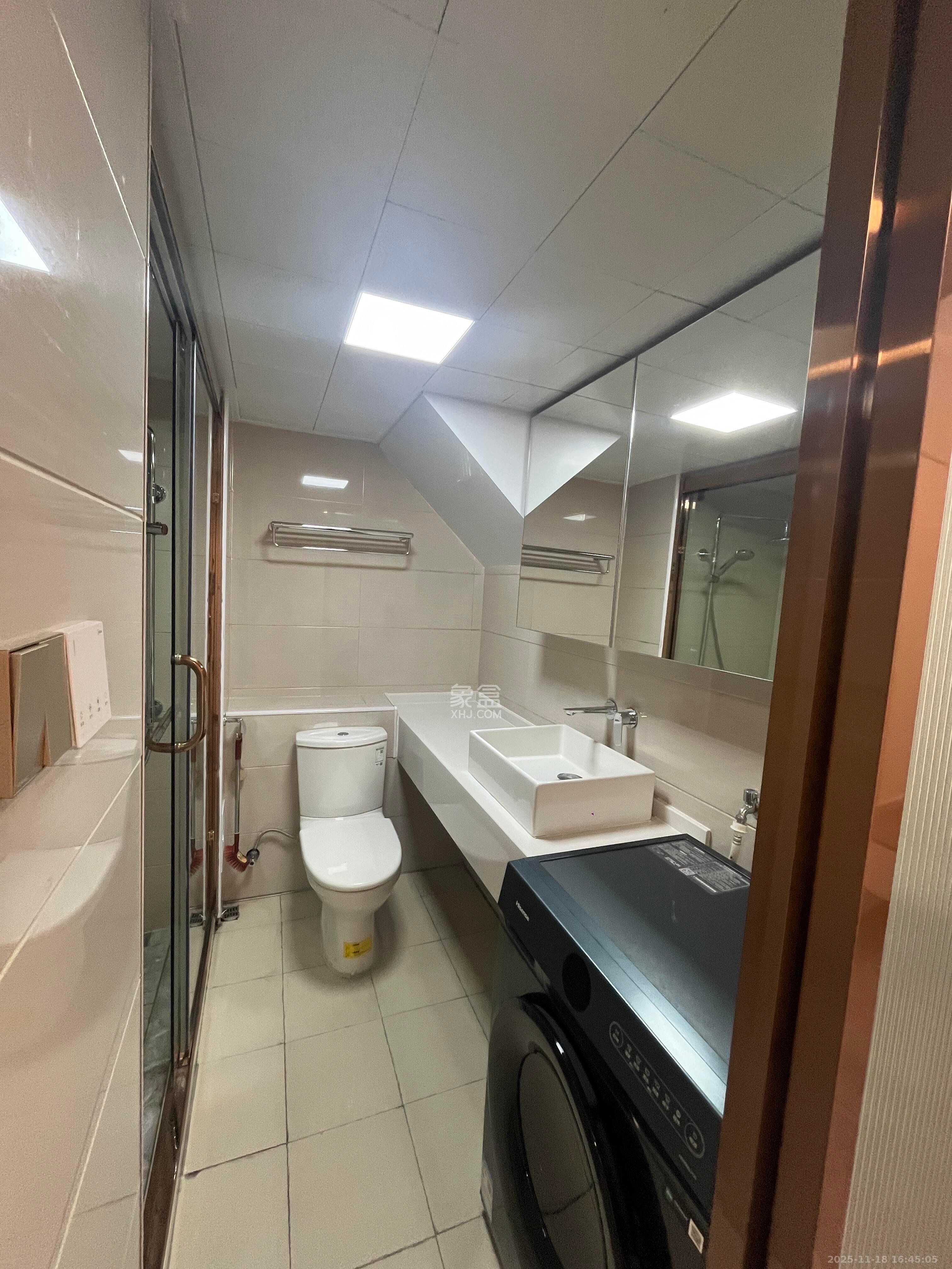 富兴时代御城 2室1厅1卫 3200.0元/月 富兴时代御城 2室1厅1卫 3200.0元/月室内图