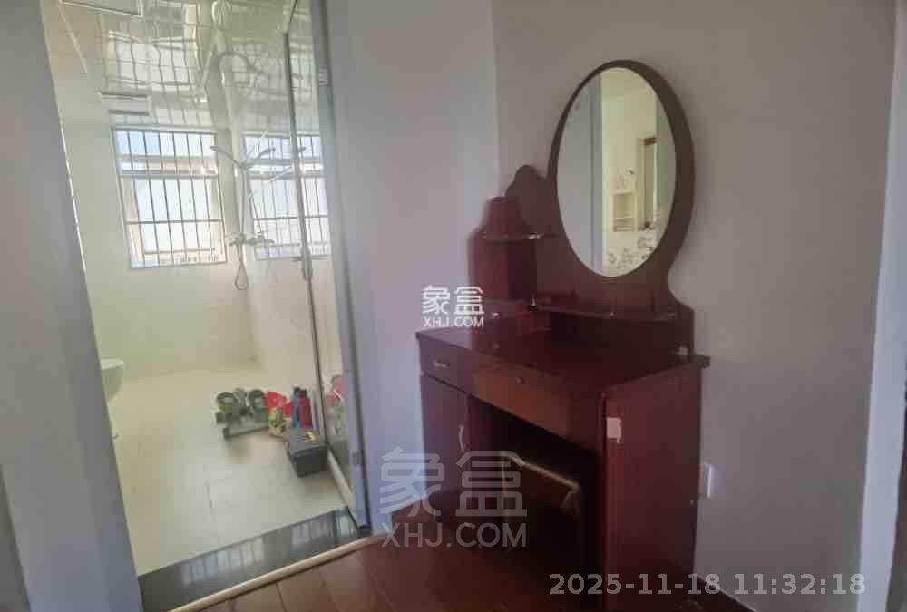 佳兆业金域天下三期 3室2厅2卫 1800.0元/月 佳兆业金域天下三期 3室2厅2卫 1800.0元/月室内图