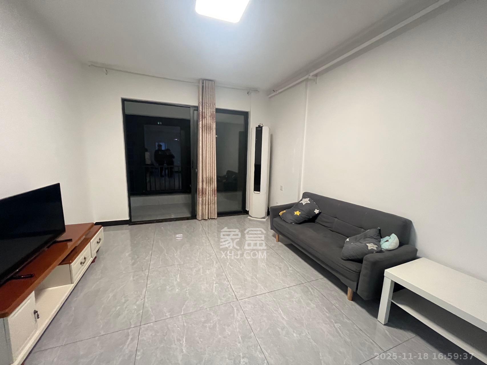 南山梅溪一方 3室2厅2卫 3000.0元/月 南山梅溪一方 3室2厅2卫 3000.0元/月室内图