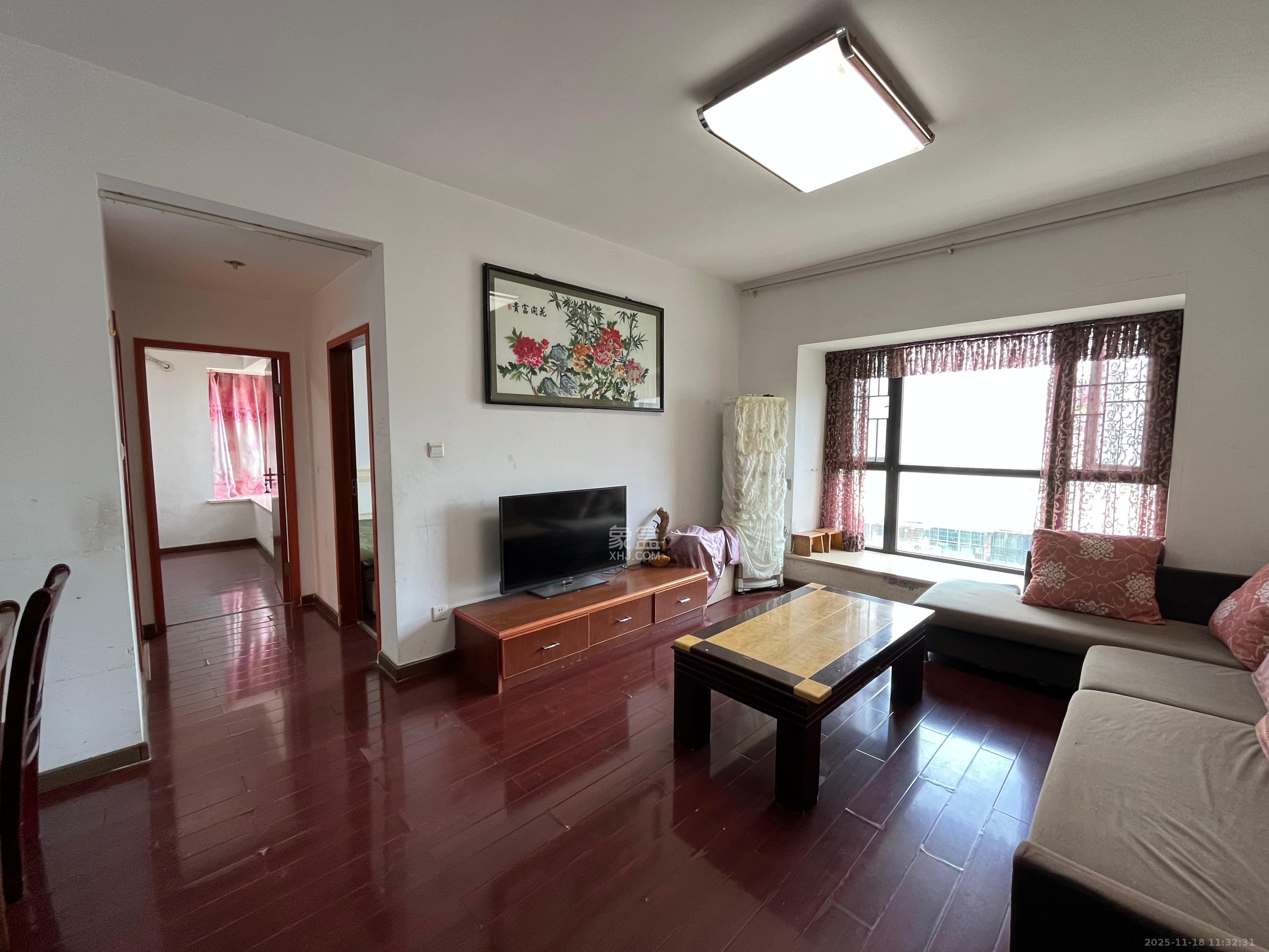 英郡年华 2室2厅1卫 2200.0元/月 英郡年华 2室2厅1卫 2200.0元/月室内图