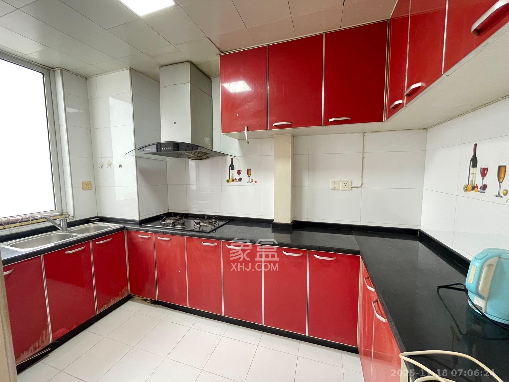 诺亚方舟大厦  3室2厅2卫    2600.0元/月室内图