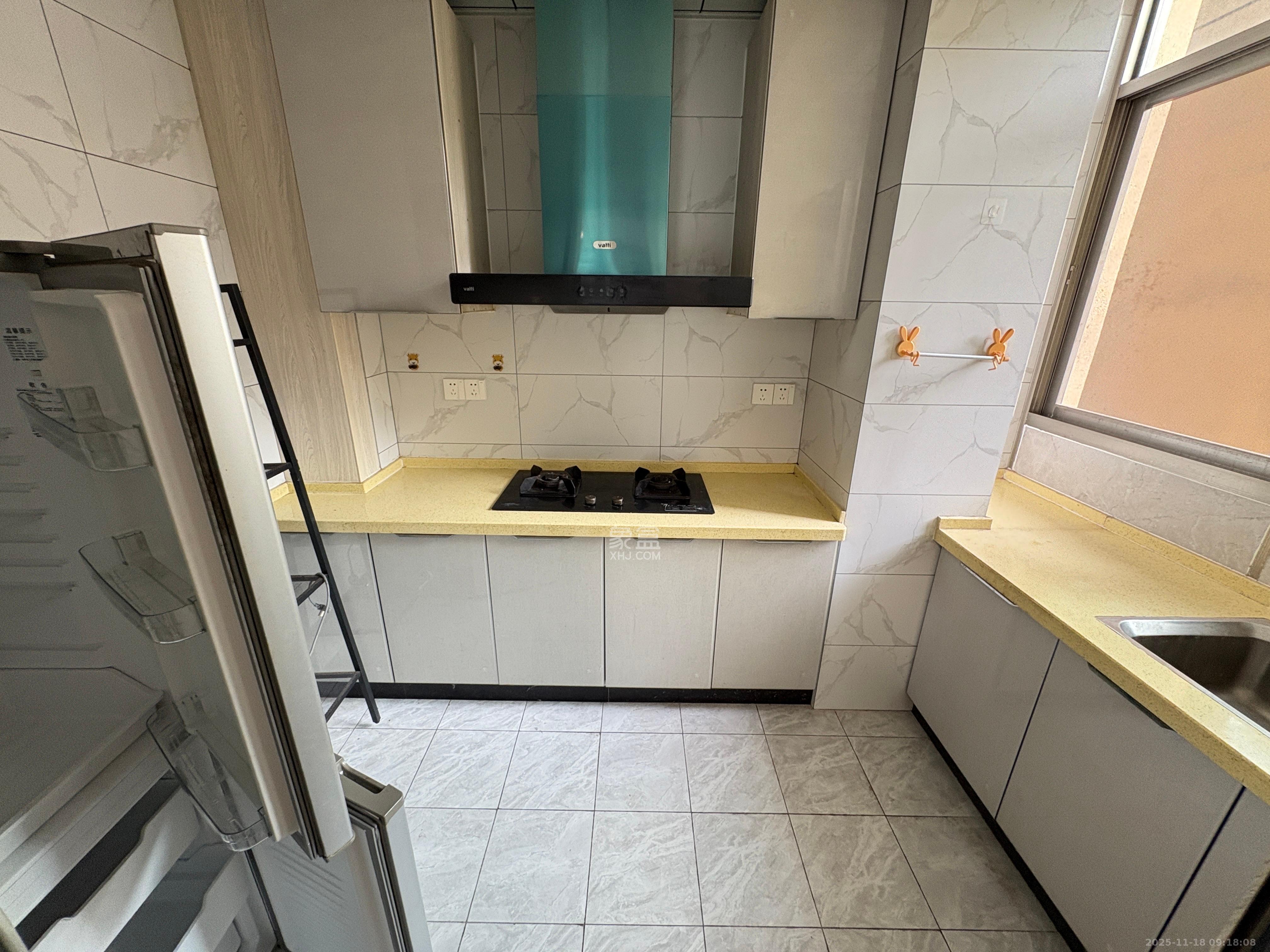 江山帝景哈佛 2室2厅1卫 2000.0元/月 江山帝景哈佛 2室2厅1卫 2000.0元/月室内图