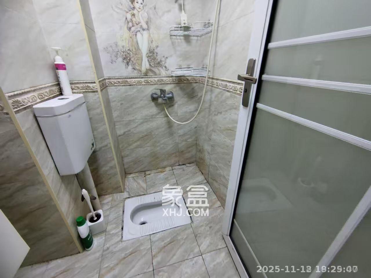 蓝光雍锦阁  1室1厅1卫    1200.0元/月室内图