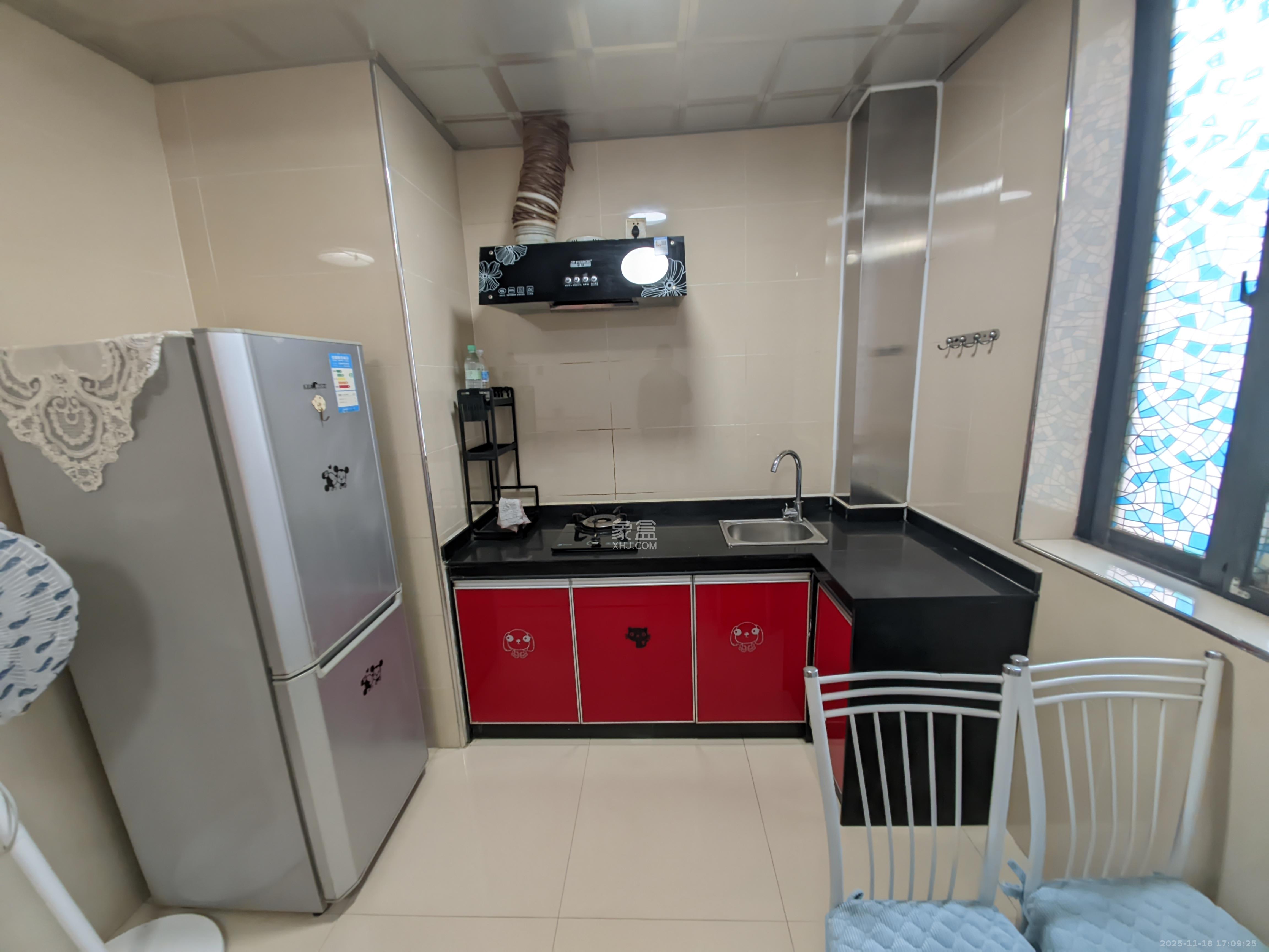 锦湘国际星城三期(锦绣苑) 1室1厅1卫 1650.0元/月 锦湘国际星城三期(锦绣苑) 1室1厅1卫 1650.0元/月室内图