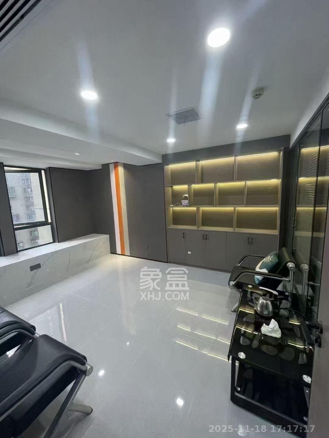 荣悦台  1室1厅1卫    3300.0元/月