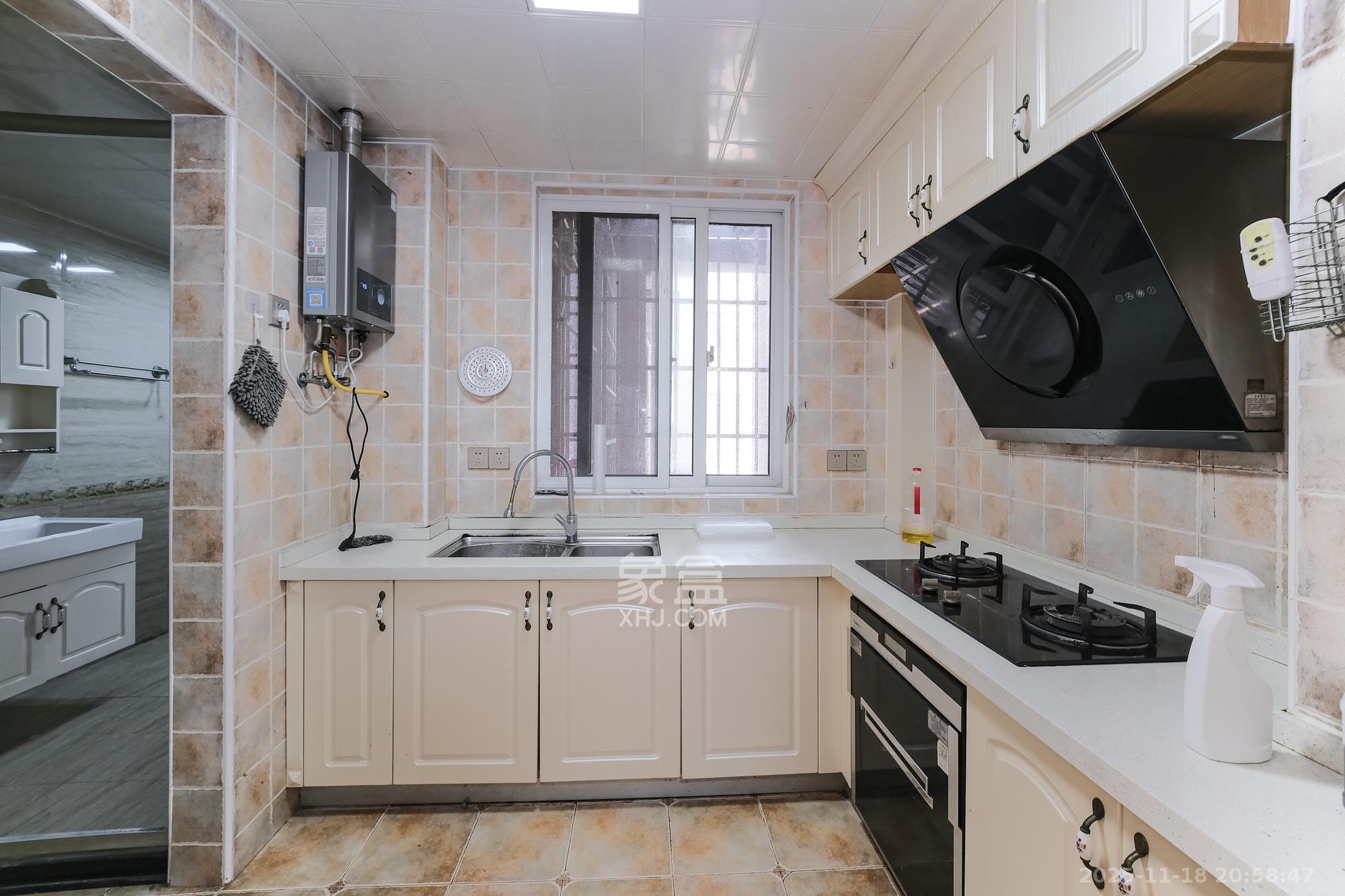 山水湾 3室2厅1卫 58.8万 山水湾 3室2厅1卫 58.8万厨房