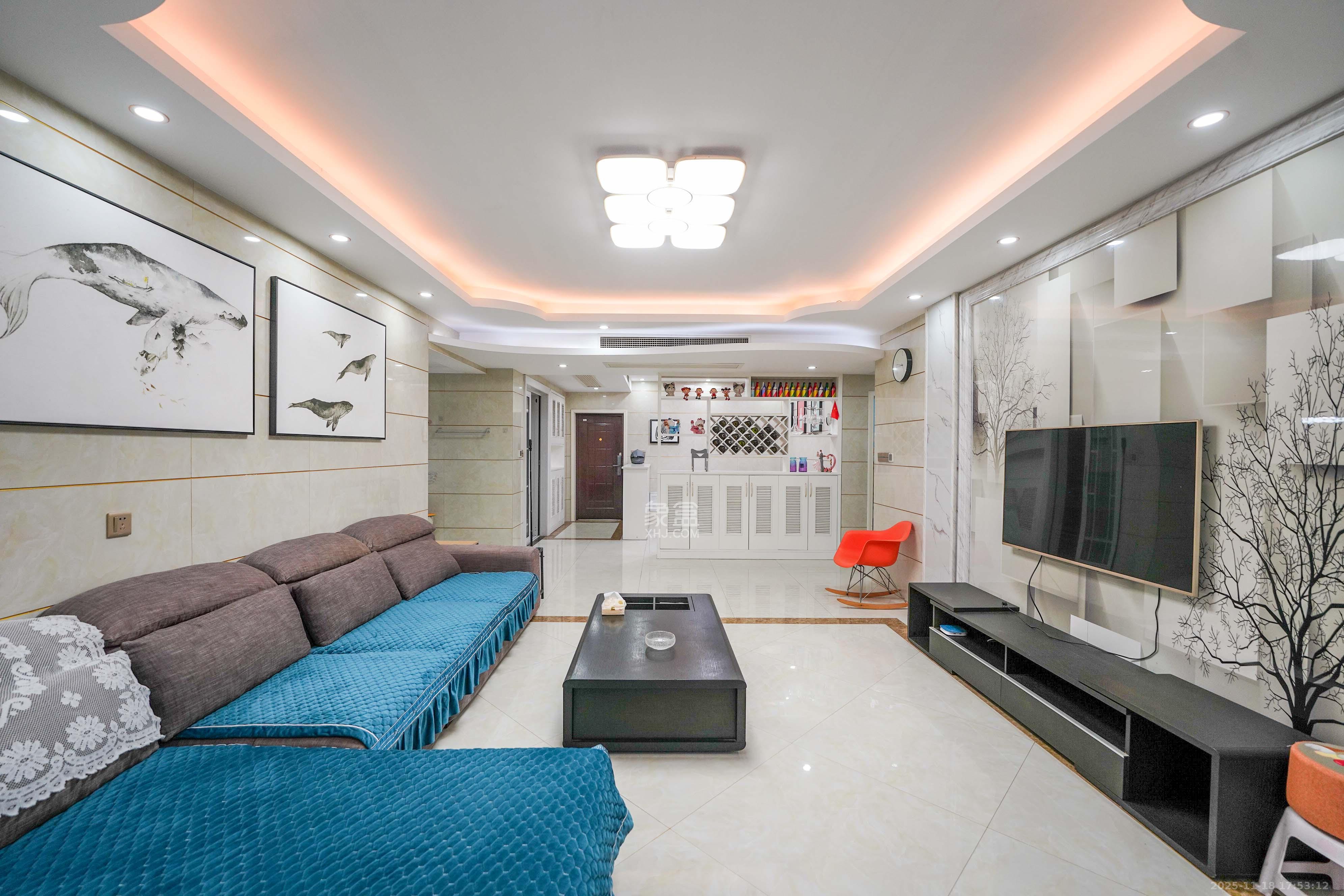 理工大学职工单位房青年汇 3室2厅2卫 88.0万 理工大学职工单位房青年汇 3室2厅2卫 88.0万客厅