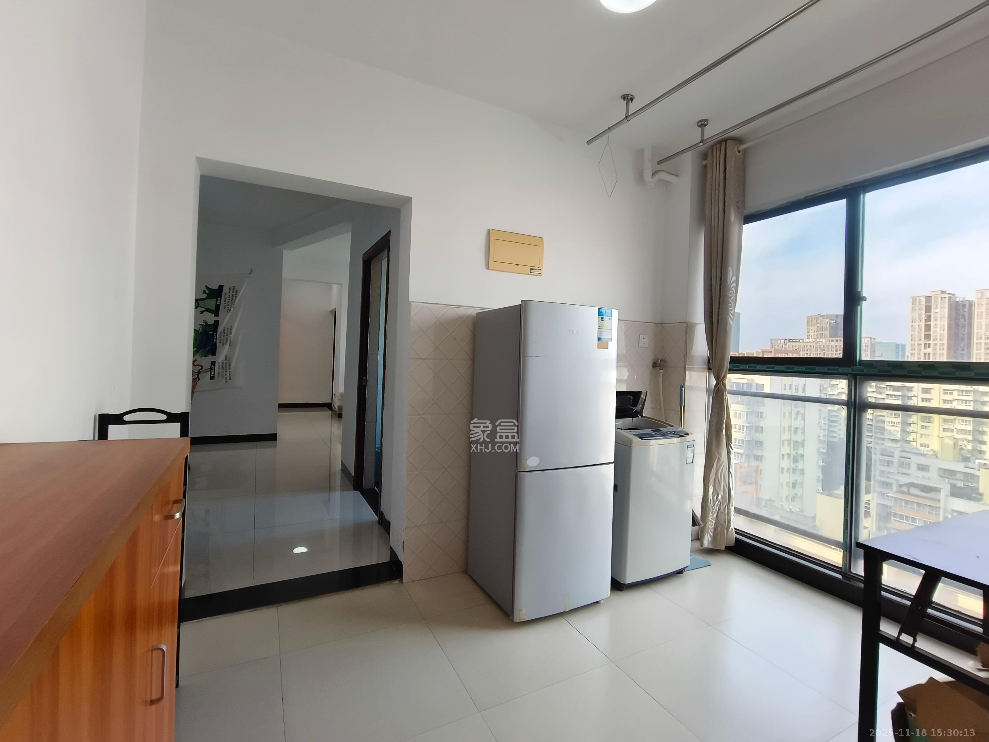 瑞都豪庭 2室2厅1卫 2500.0元/月 瑞都豪庭 2室2厅1卫 2500.0元/月室内图