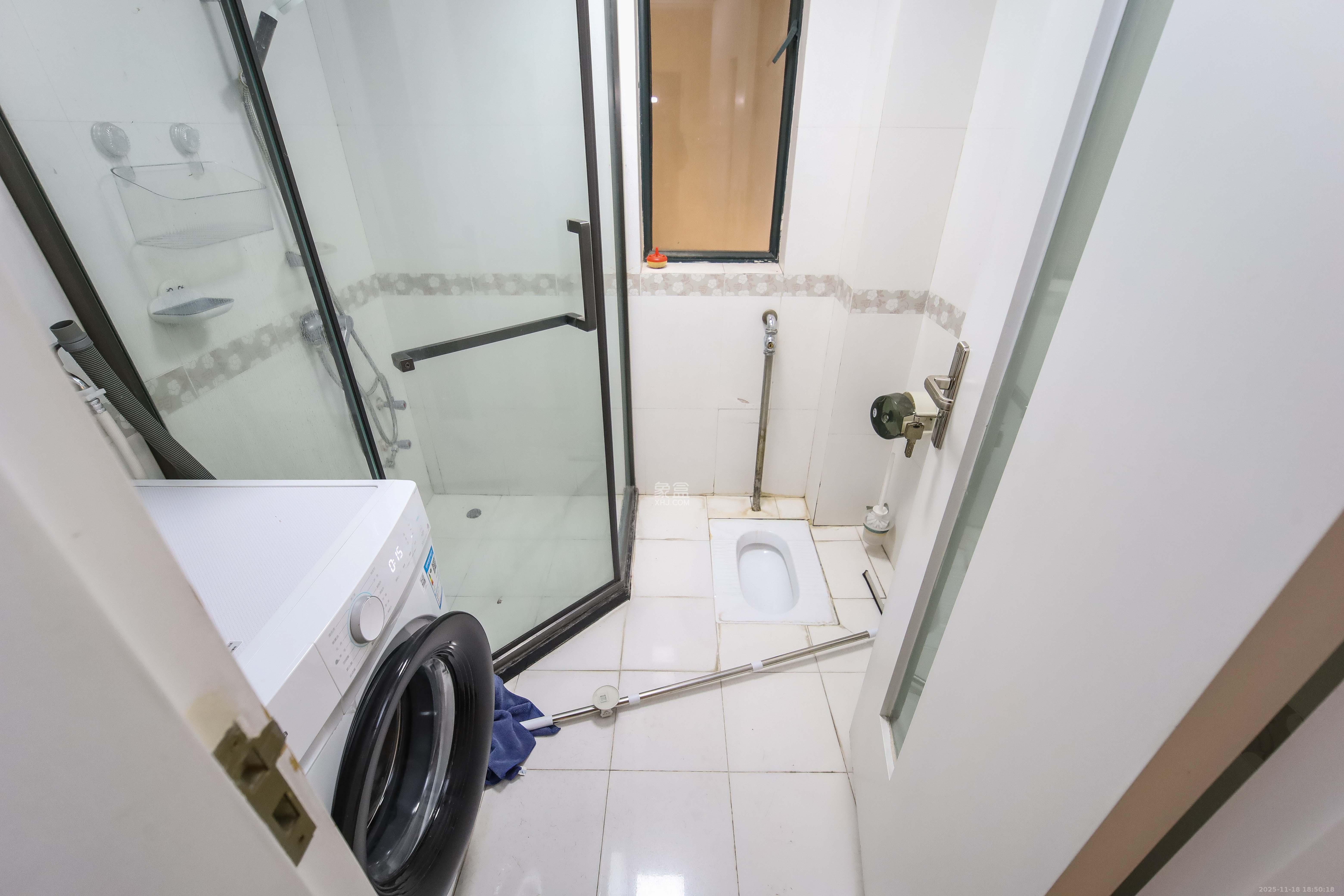 世嘉国际华城 2室2厅1卫 118.0万 世嘉国际华城 2室2厅1卫 118.0万卫生间