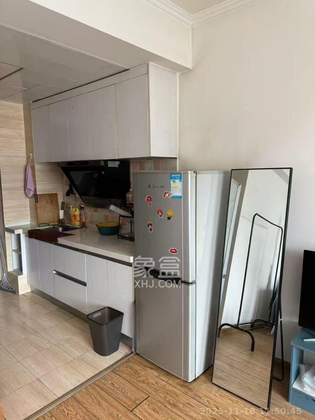 融科东南海 1室1厅1卫 1200.0元/月 融科东南海 1室1厅1卫 1200.0元/月室内图