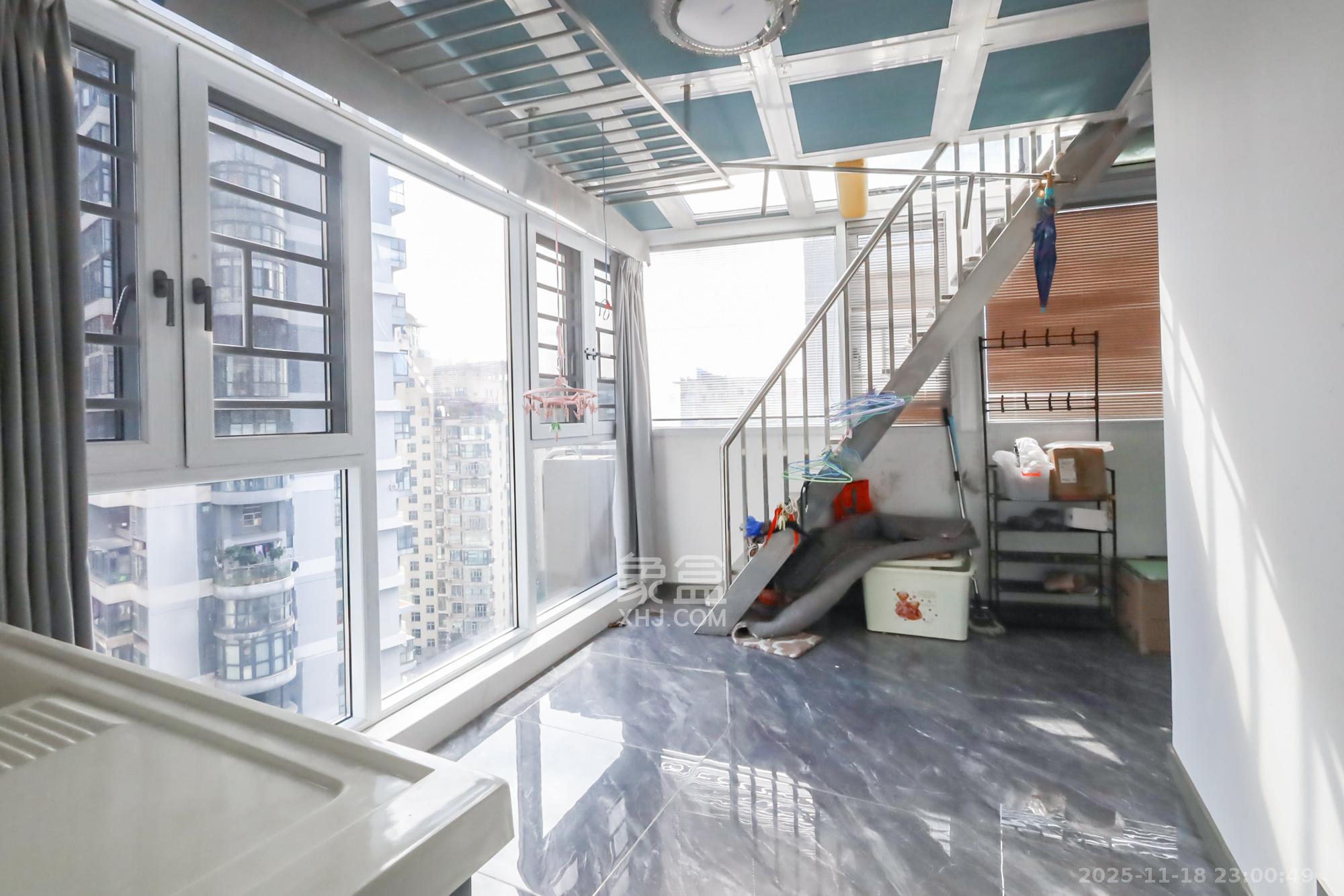 华韵城市海岸(城市水岸苑) 5室2厅3卫 210.0万 华韵城市海岸(城市水岸苑) 5室2厅3卫 210.0万其他