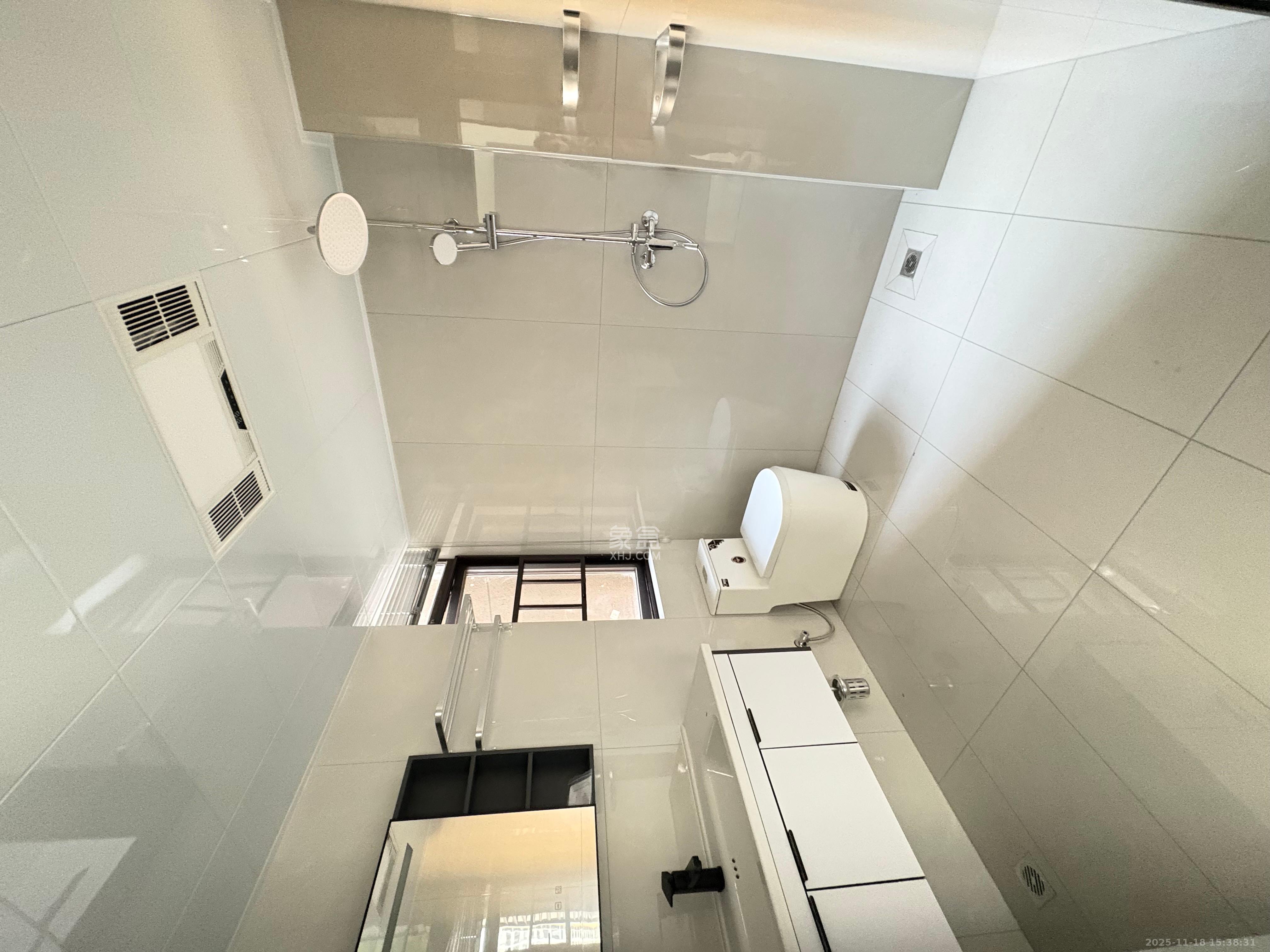 北大资源理想家园  4室2厅2卫    3500.0元/月室内图