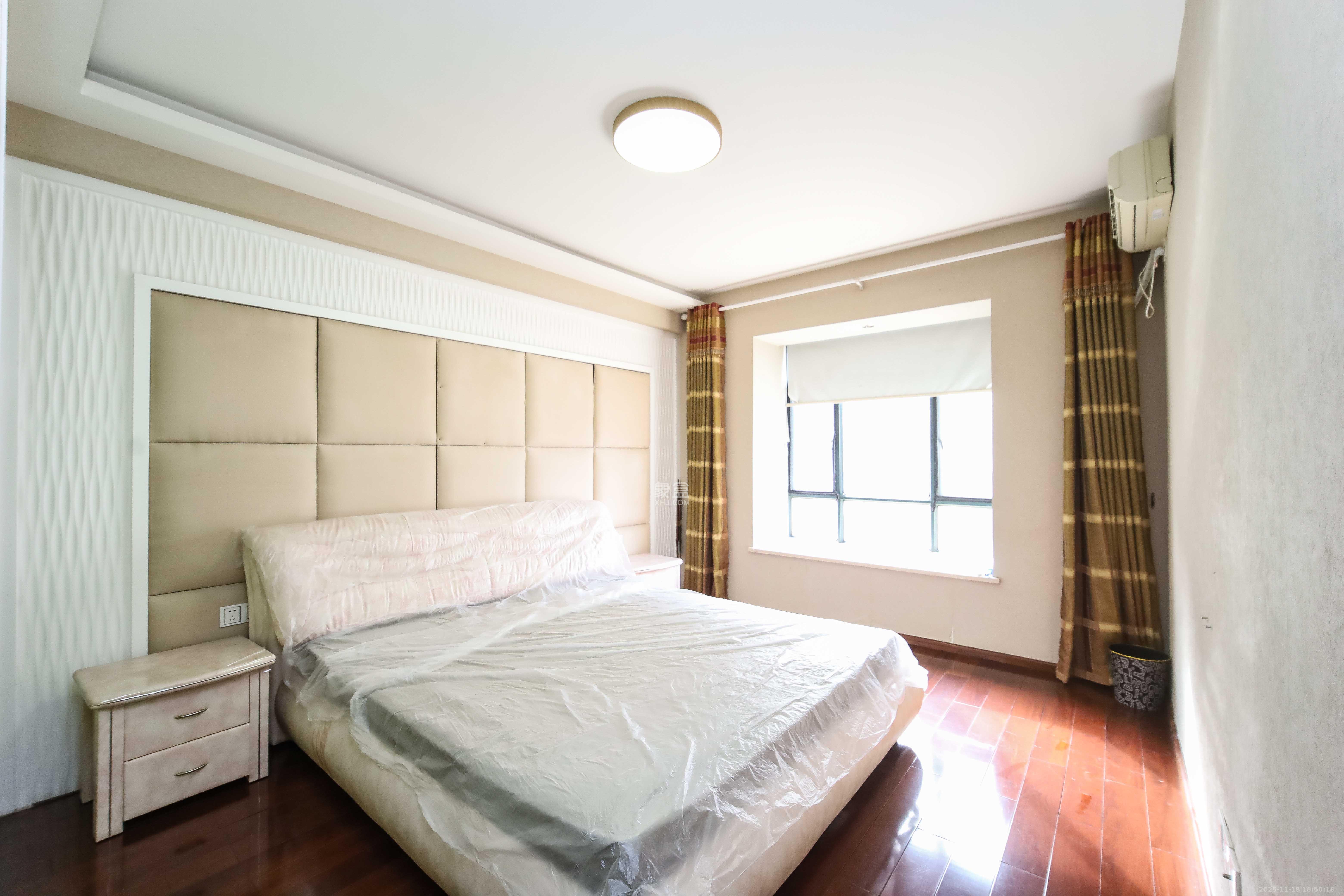 世嘉国际华城 2室2厅1卫 118.0万 世嘉国际华城 2室2厅1卫 118.0万卧室