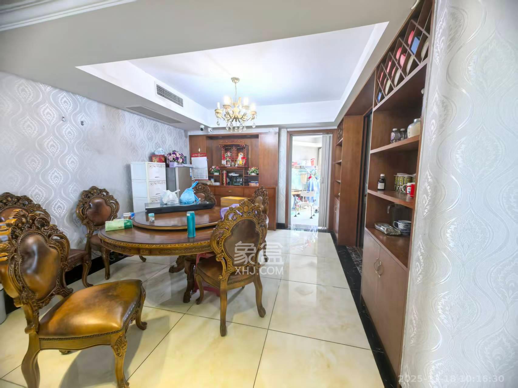 潮宗御苑  4室2厅3卫    10000.0元/月室内图