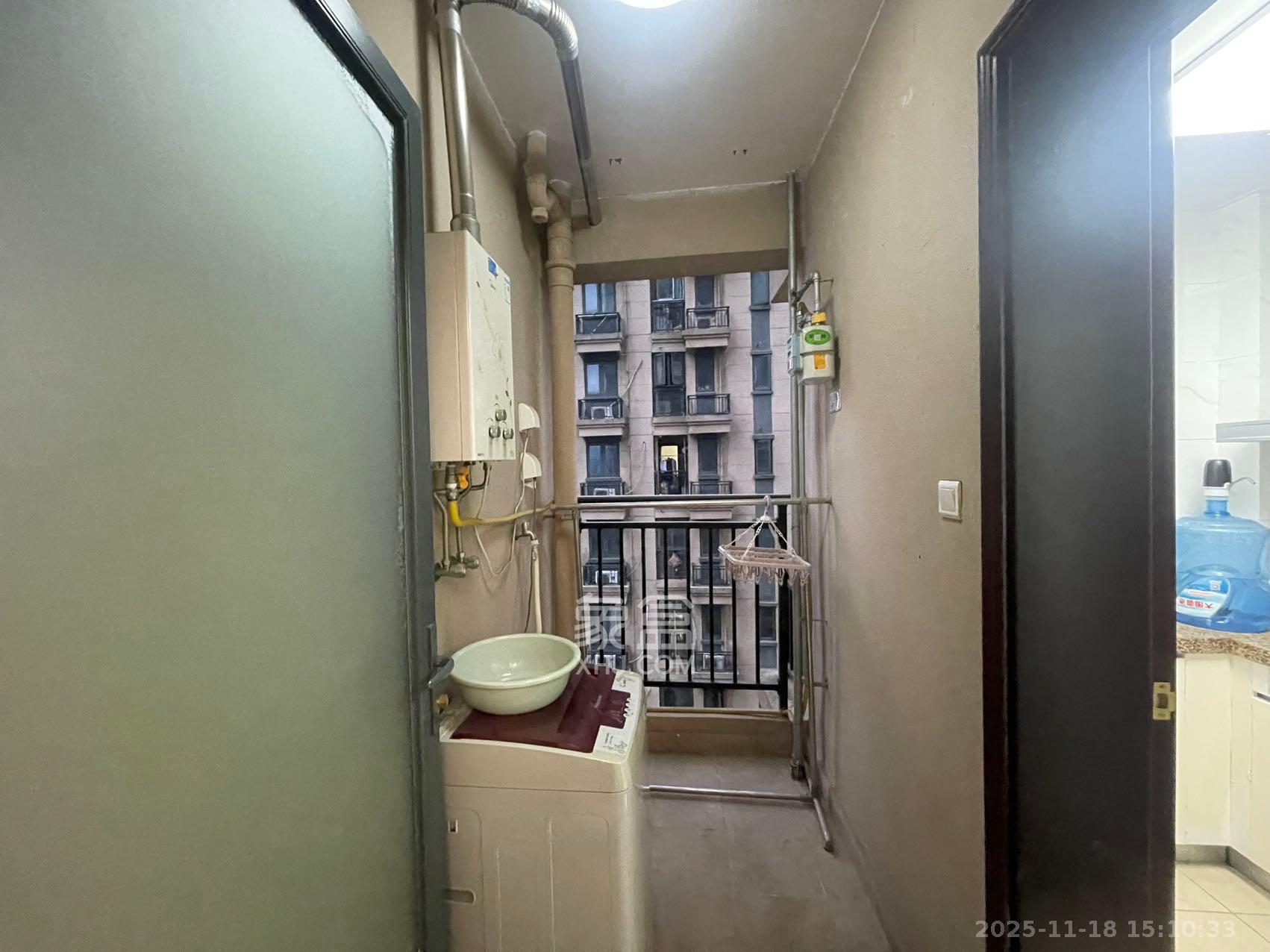 恒大国际广场 1室1厅1卫 1600.0元/月 恒大国际广场 1室1厅1卫 1600.0元/月室内图