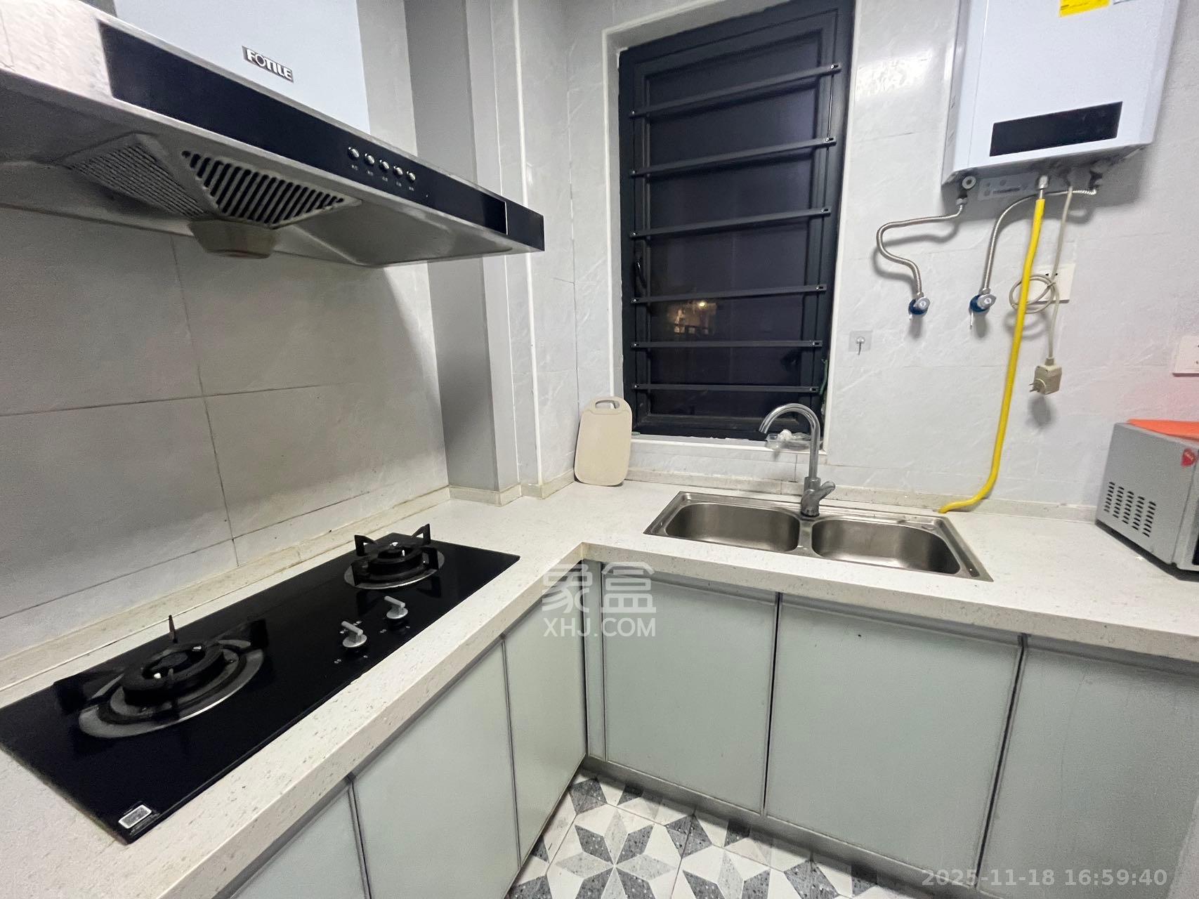 南山梅溪一方 3室2厅2卫 3000.0元/月 南山梅溪一方 3室2厅2卫 3000.0元/月室内图