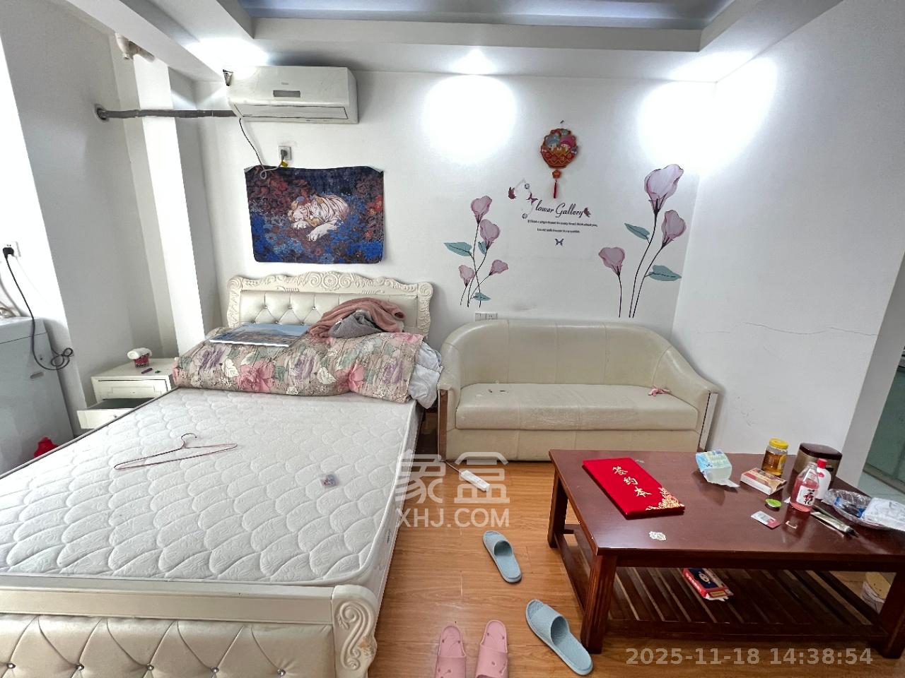 佳兴国际汇  1室1厅1卫    1600.0元/月室内图