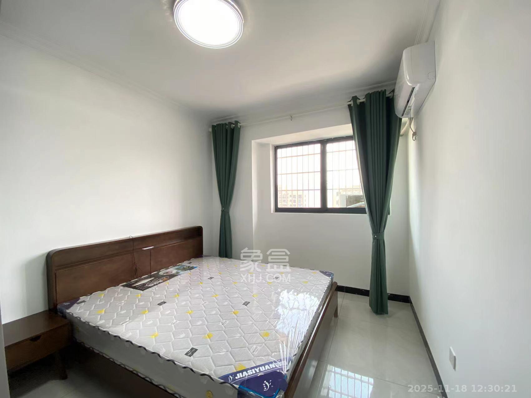 东岸梅园小区  2室2厅1卫    2200.0元/月室内图