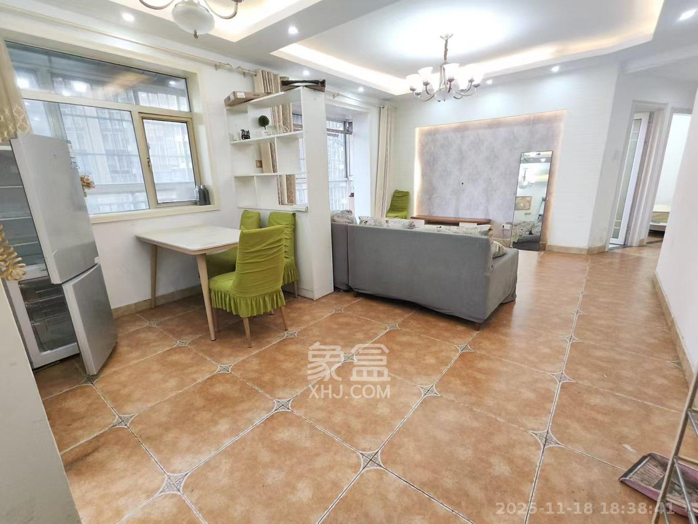 凯通国际城（凯通朝庭）  3室1厅2卫    2600.0元/月室内图