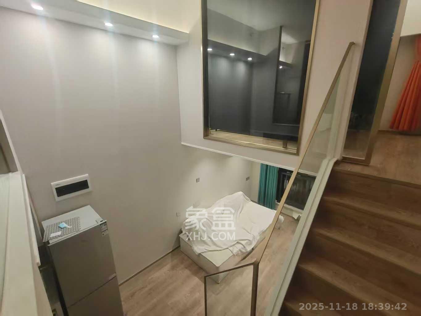 华远海蓝郡 2室2厅1卫 1500.0元/月 华远海蓝郡 2室2厅1卫 1500.0元/月室内图