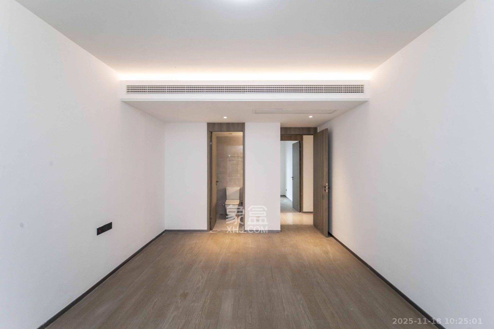 德奥悦东方  4室2厅2卫    3600.0元/月室内图