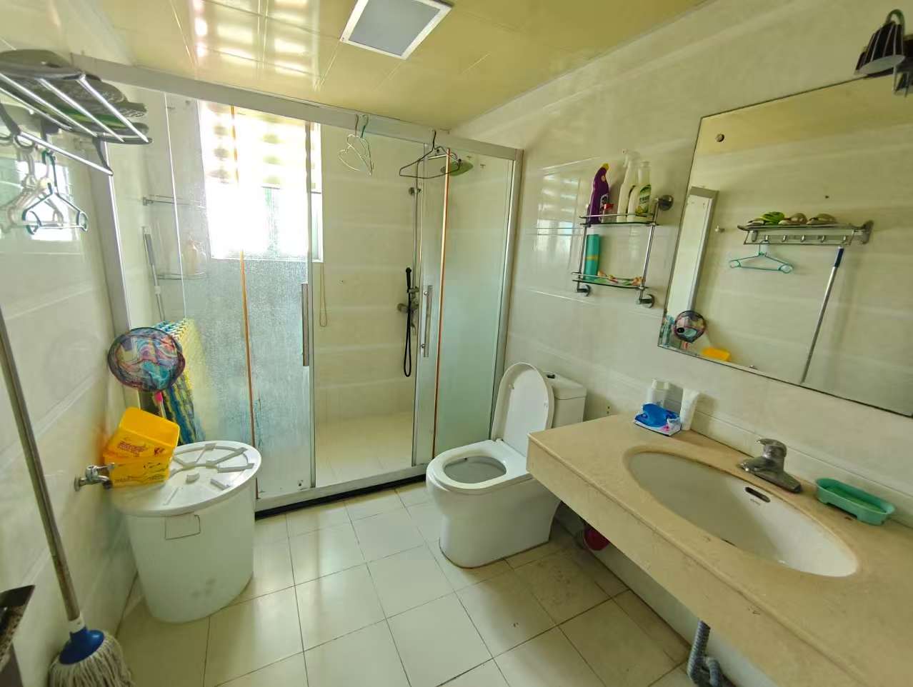 奥林匹克花园 3室2厅2卫 230.0万 奥林匹克花园 3室2厅2卫 230.0万客厅