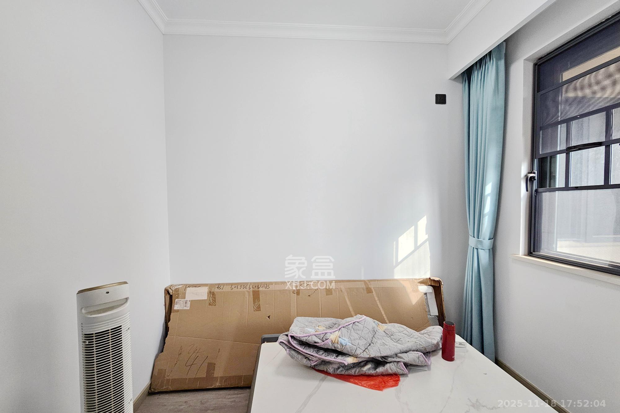 长房东旭国际 3室2厅1卫 110.0万 长房东旭国际 3室2厅1卫 110.0万卧室