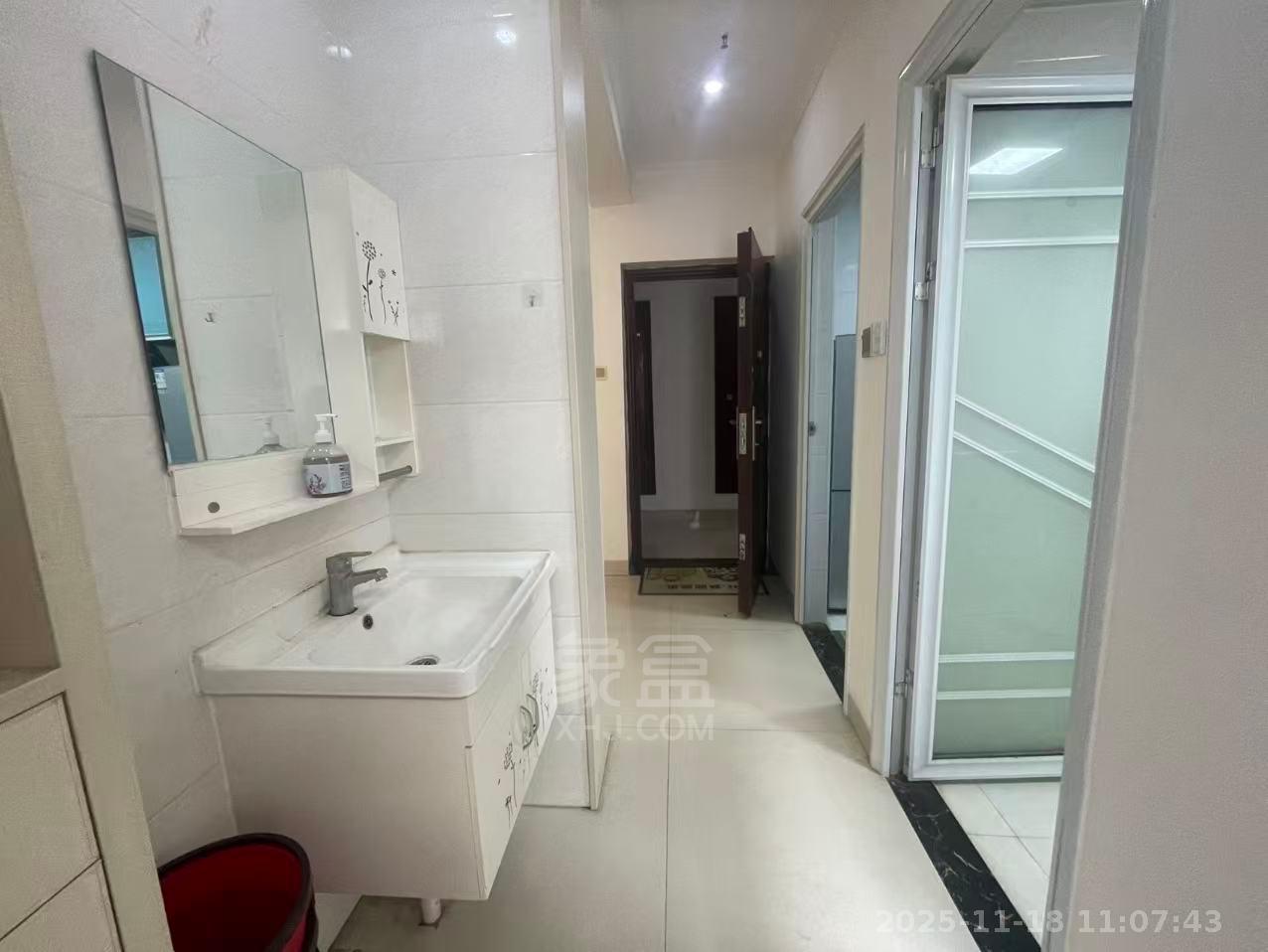 中建御山和苑  1室1厅1卫    1500.0元/月室内图