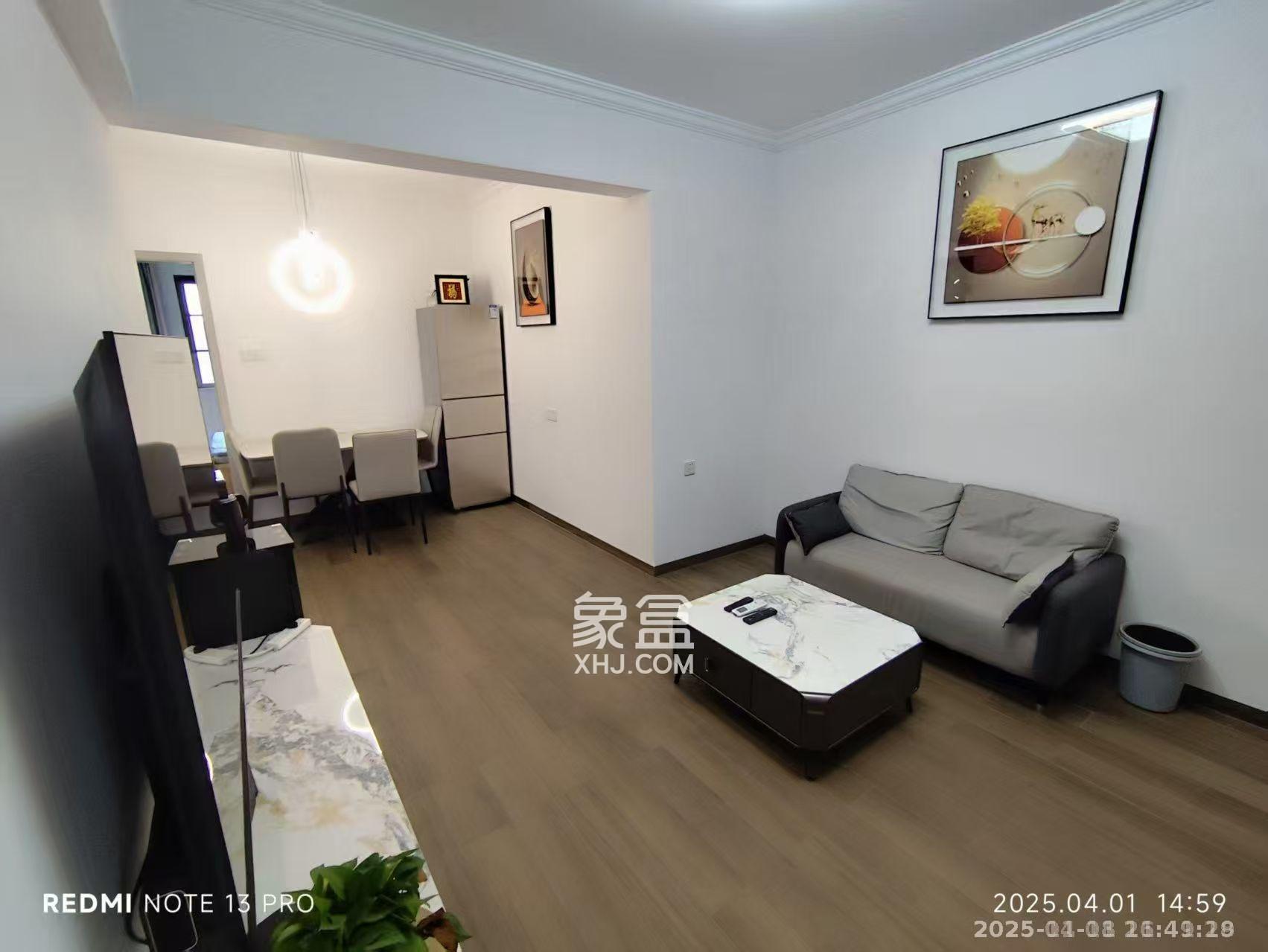 韭菜园嘉苑 1室1厅1卫 3200.0元/月 韭菜园嘉苑 1室1厅1卫 3200.0元/月室内图