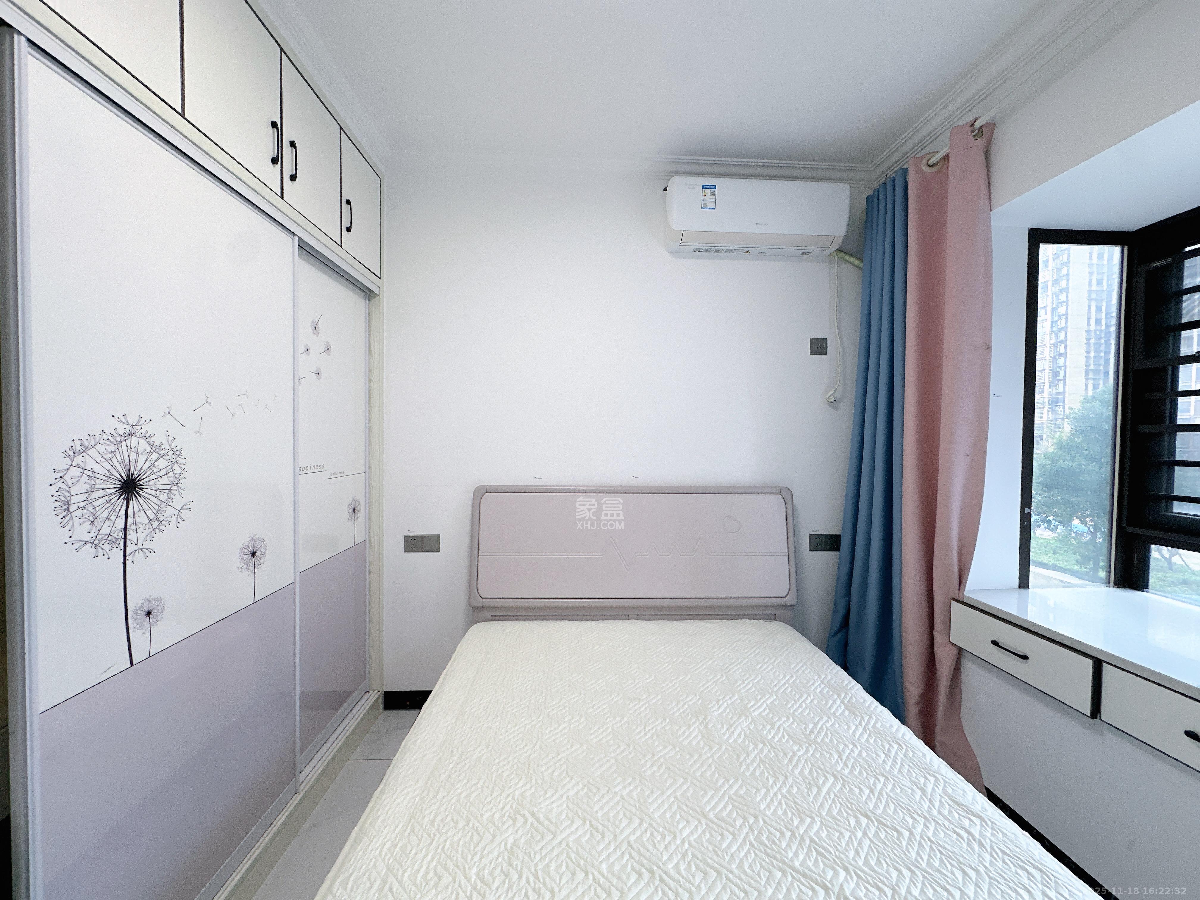 和润园三期 3室2厅2卫 2300.0元/月 和润园三期 3室2厅2卫 2300.0元/月室内图