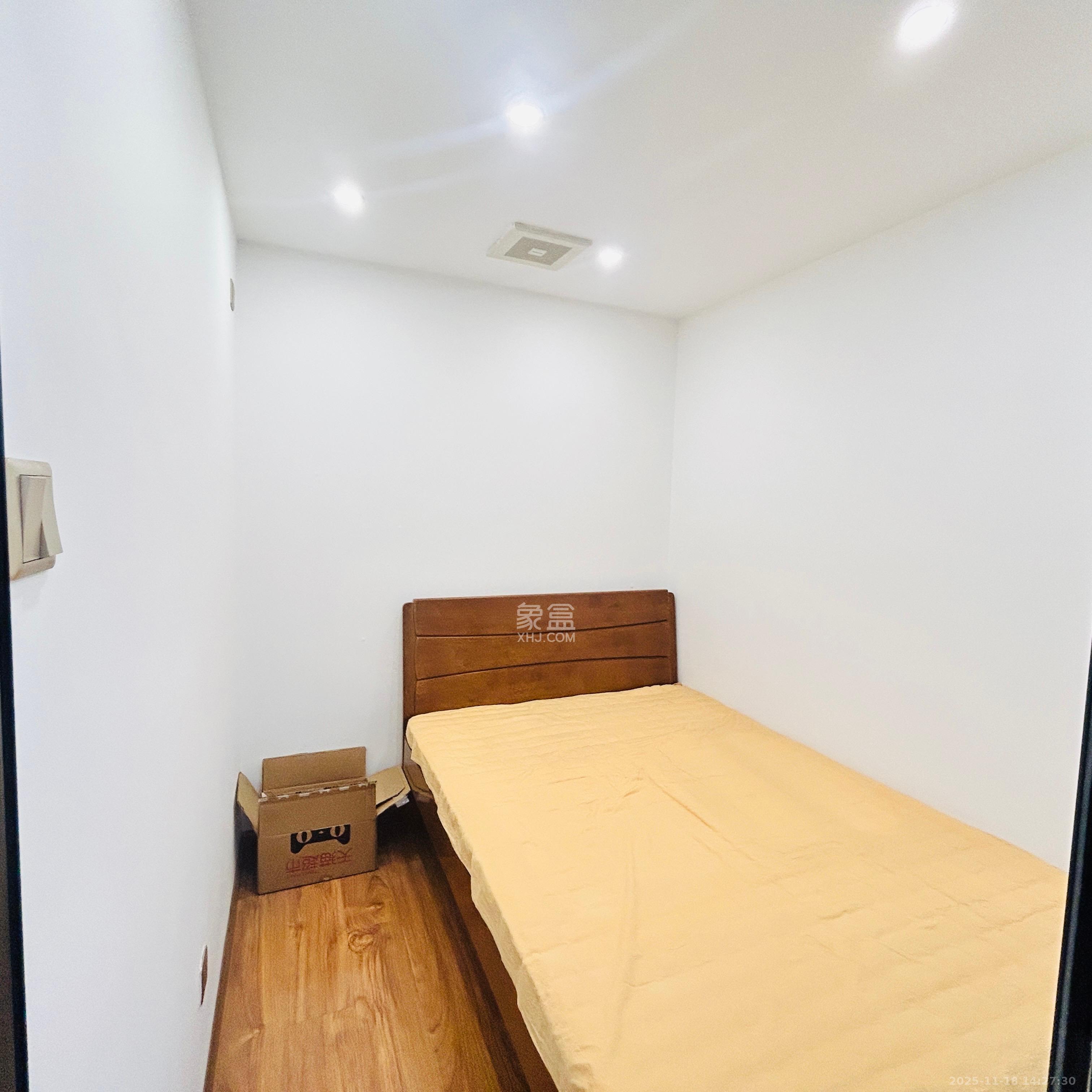 鑫远悦城(鑫远悦时代) 3室2厅1卫 2500.0元/月 鑫远悦城(鑫远悦时代) 3室2厅1卫 2500.0元/月室内图