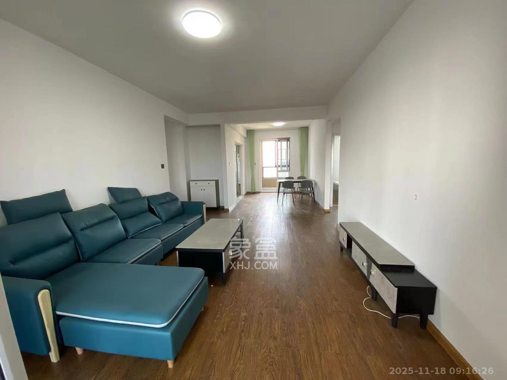 金地三千府(金地湖山樾、金地自在城) 4室2厅1卫 1700.0元/月 金地三千府(金地湖山樾、金地自在城) 4室2厅1卫 1700.0元/月室内图