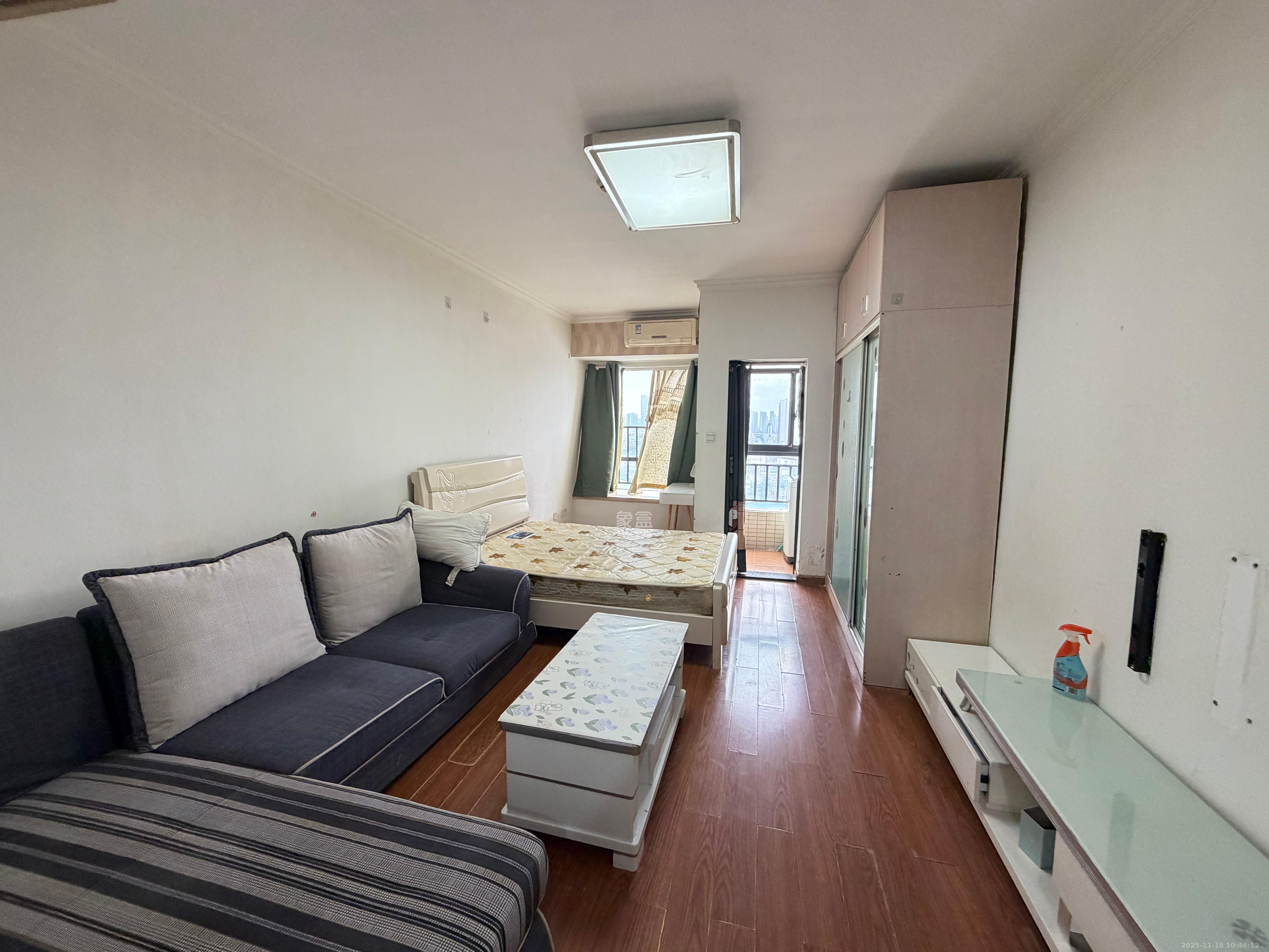 兰亭优壳(隽峰苑) 1室1厅1卫 1400.0元/月 兰亭优壳(隽峰苑) 1室1厅1卫 1400.0元/月室内图