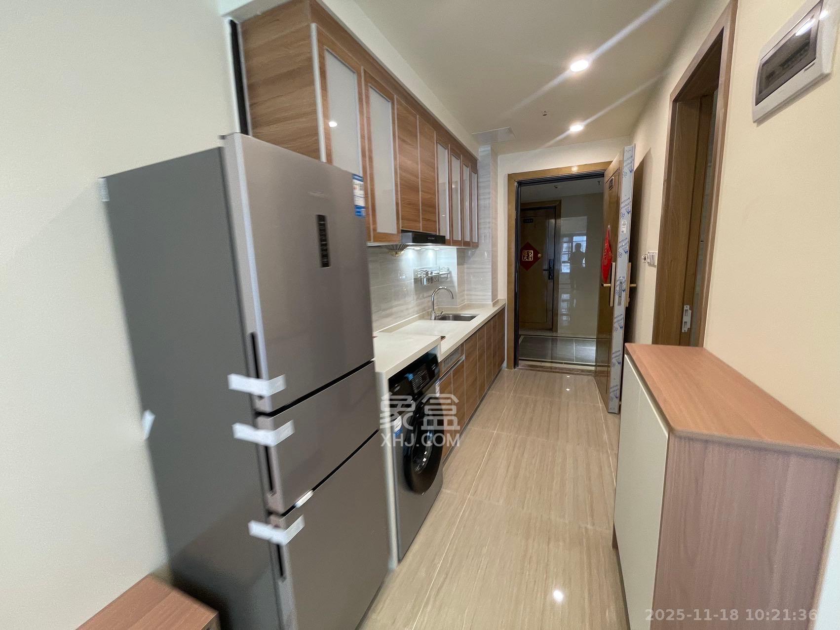 恒大清澜苑(恒大御景半岛四期) 1室0厅1卫 1600.0元/月 恒大清澜苑(恒大御景半岛四期) 1室0厅1卫 1600.0元/月室内图