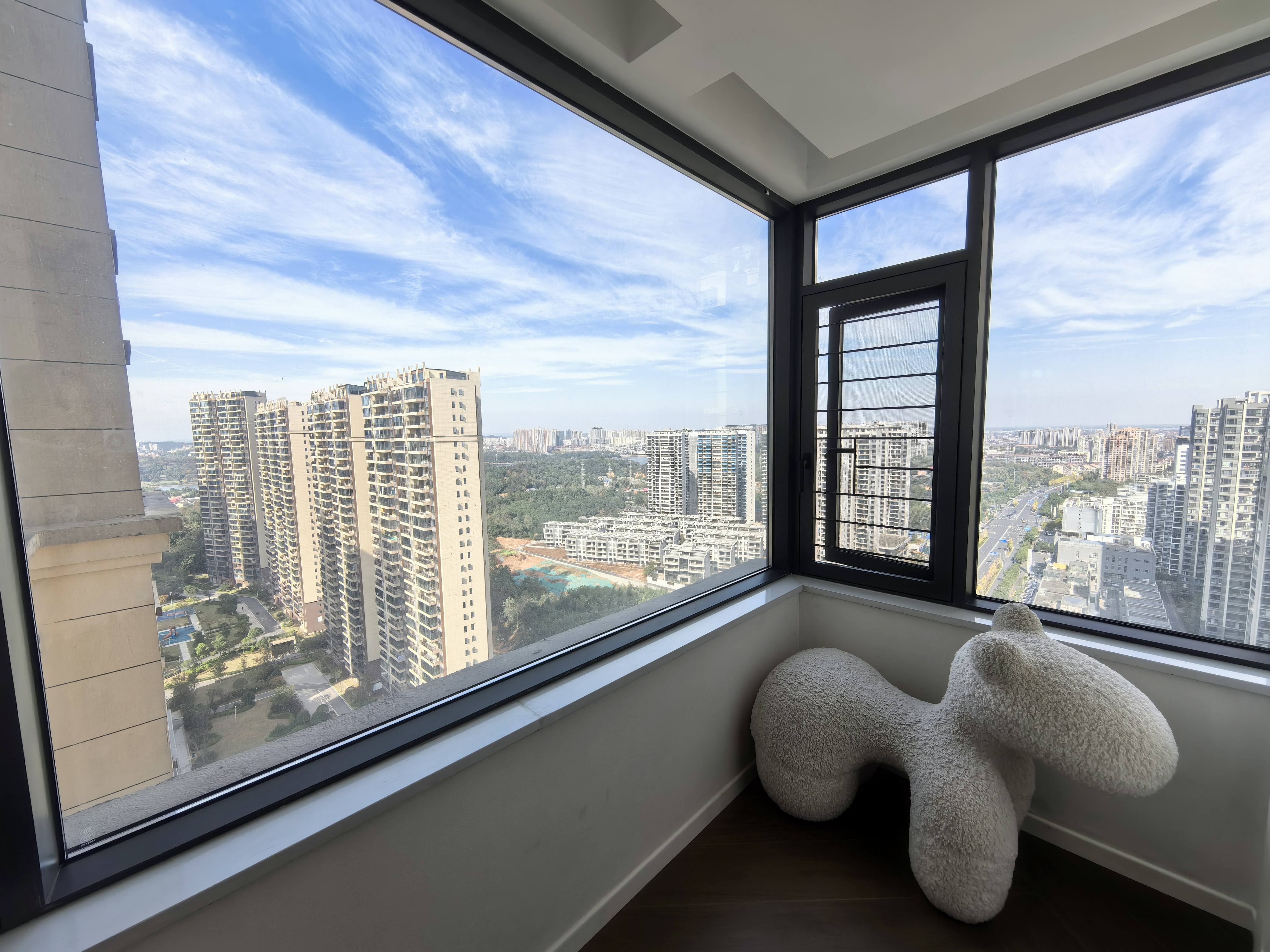 中梁龙泉台 4室2厅1卫 92.8万 中梁龙泉台 4室2厅1卫 92.8万室内图