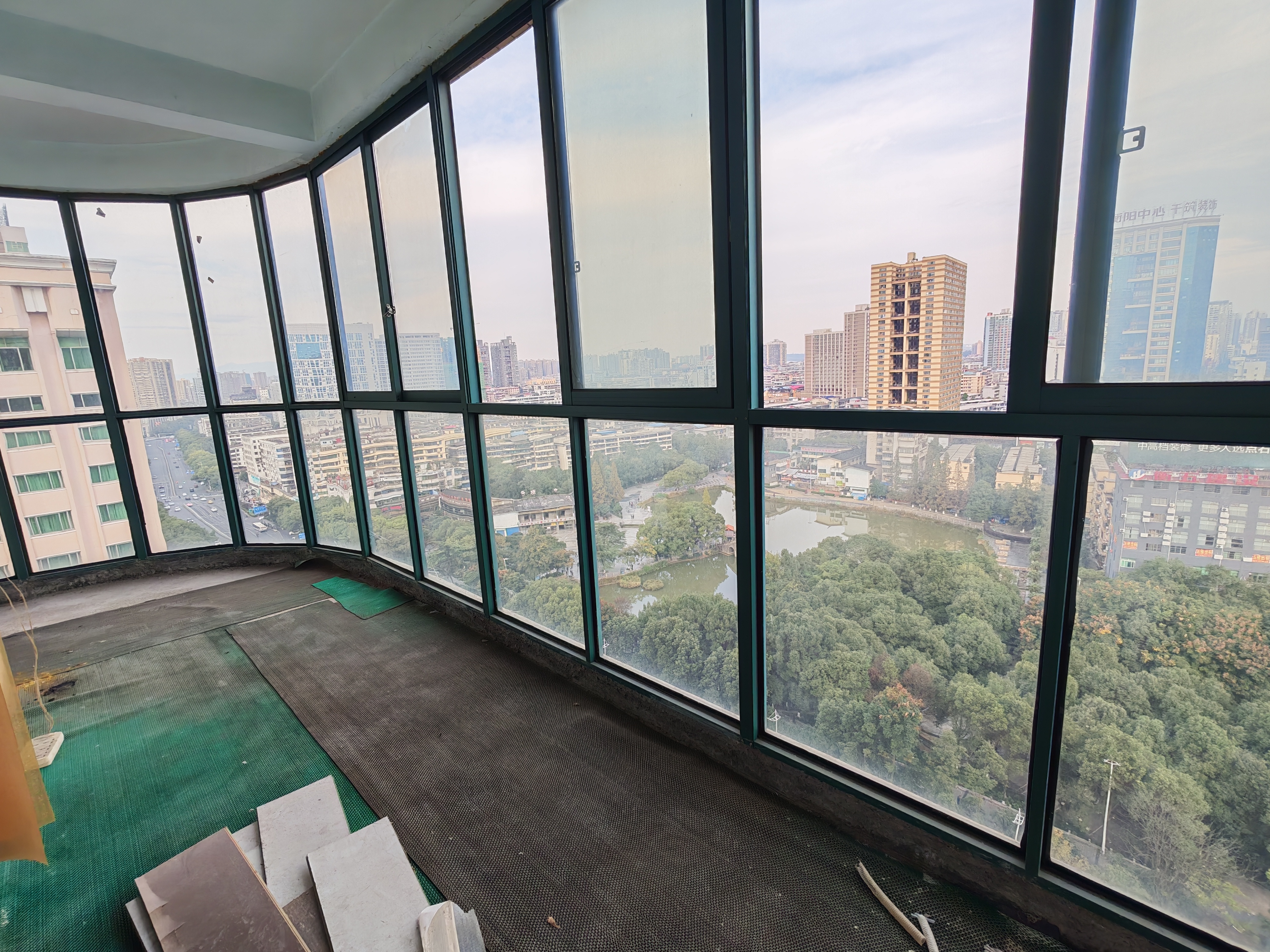 丽天名园 1室0厅0卫 2500.0元/月 丽天名园 1室0厅0卫 2500.0元/月室内图