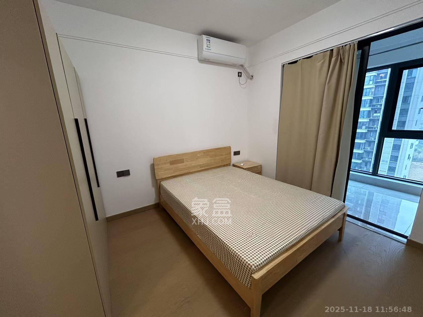 长房悦香山  3室2厅2卫    3300.0元/月室内图