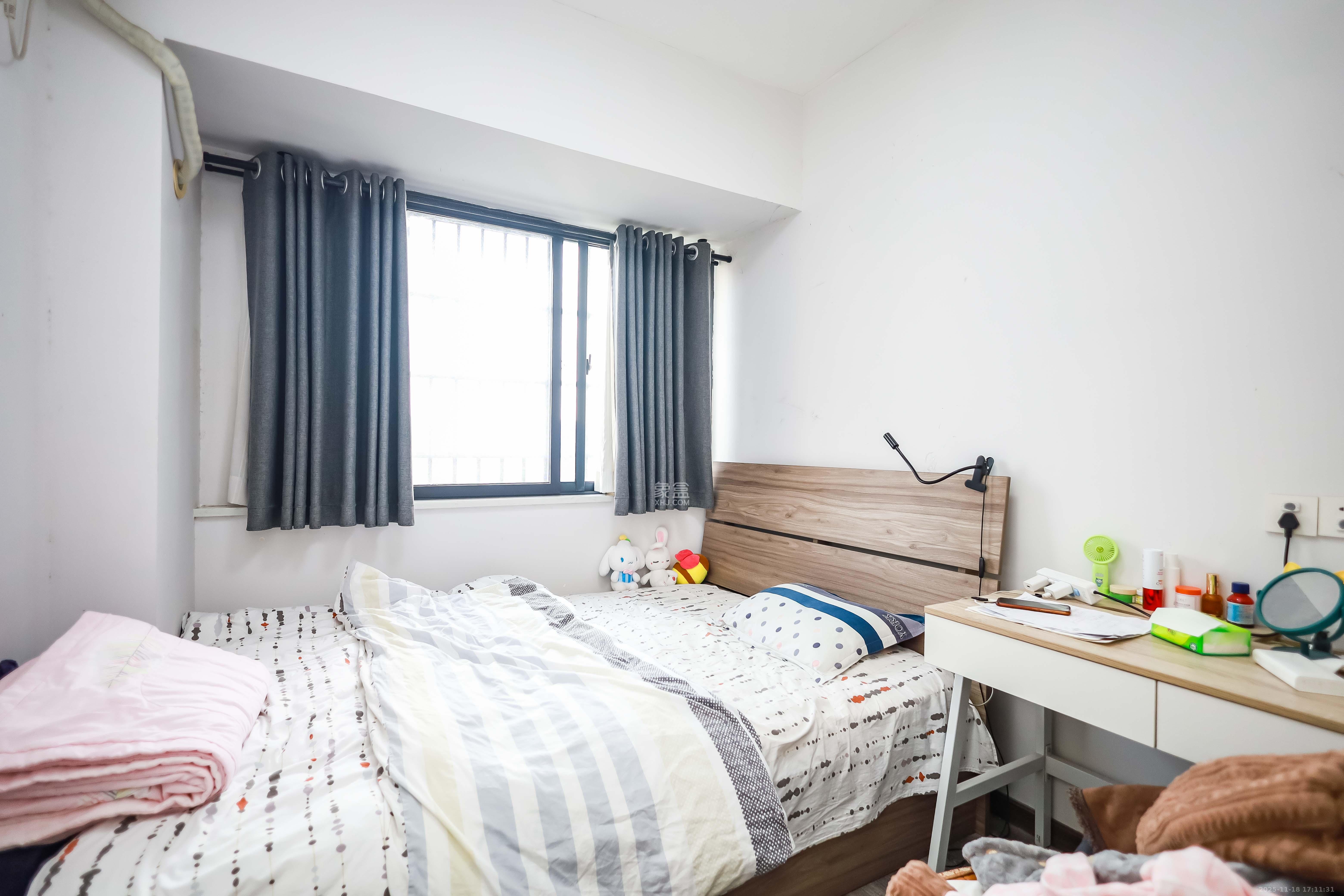 天麓尚层 3室2厅1卫 75.0万 天麓尚层 3室2厅1卫 75.0万卧室