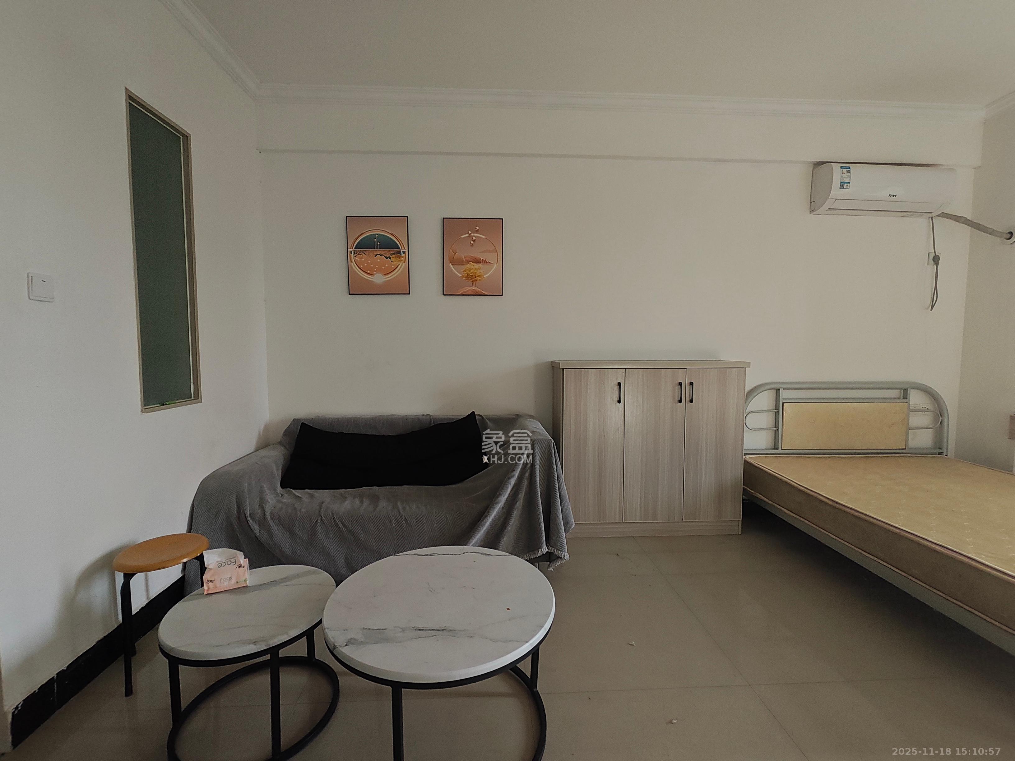 生活艺术城 1室1厅1卫 1300.0元/月 生活艺术城 1室1厅1卫 1300.0元/月室内图