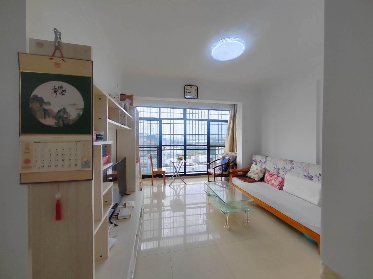 宝源花园 1室0厅0卫 75.0万 宝源花园 1室0厅0卫 75.0万客厅