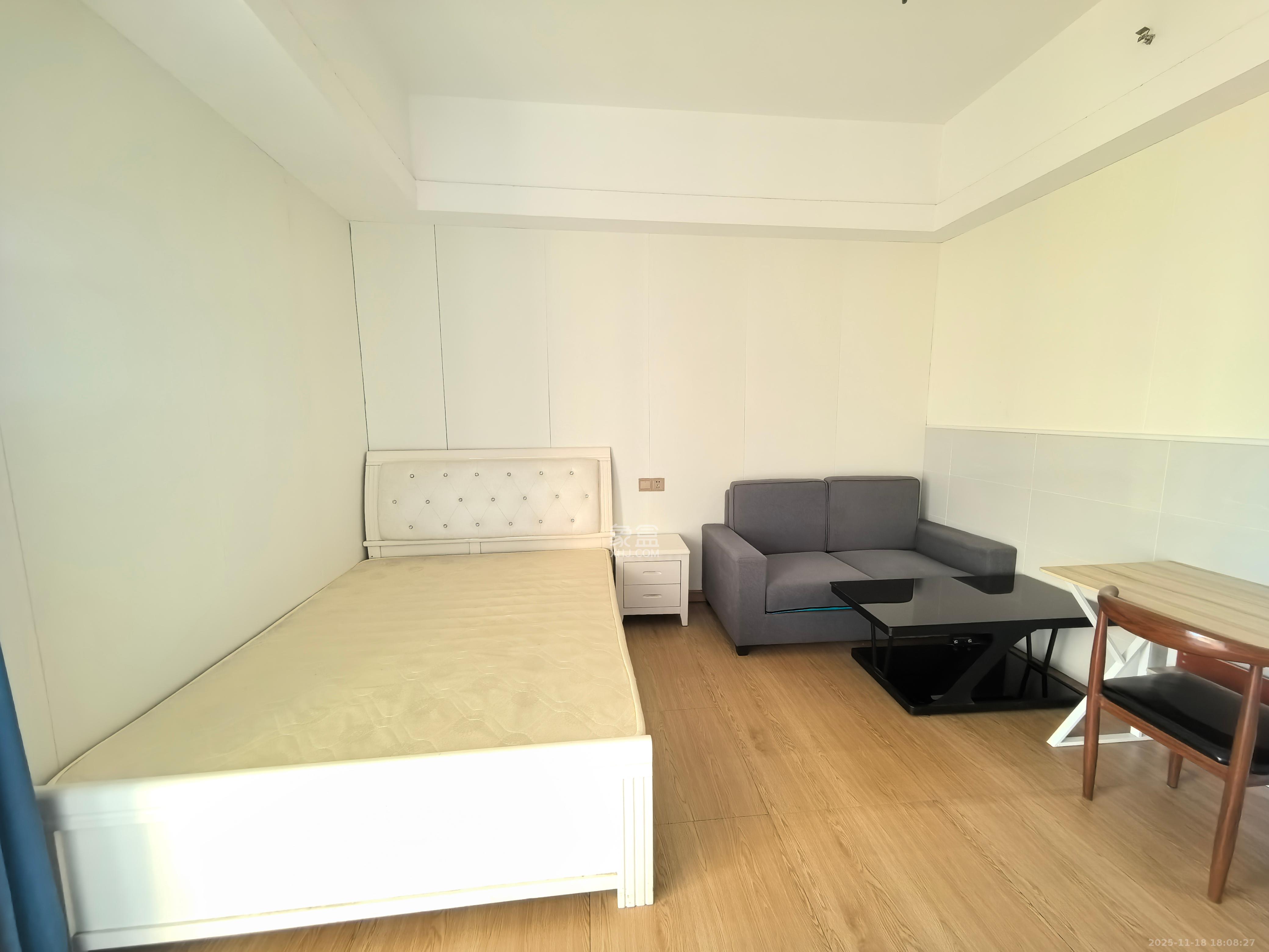 金鼎公园尚  1室1厅1卫    1100.0元/月